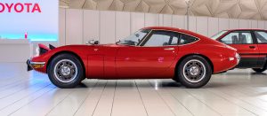 2-2000GT-profile_tcm-11-793517
