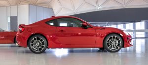 2-GT86-Profile_tcm-11-794971