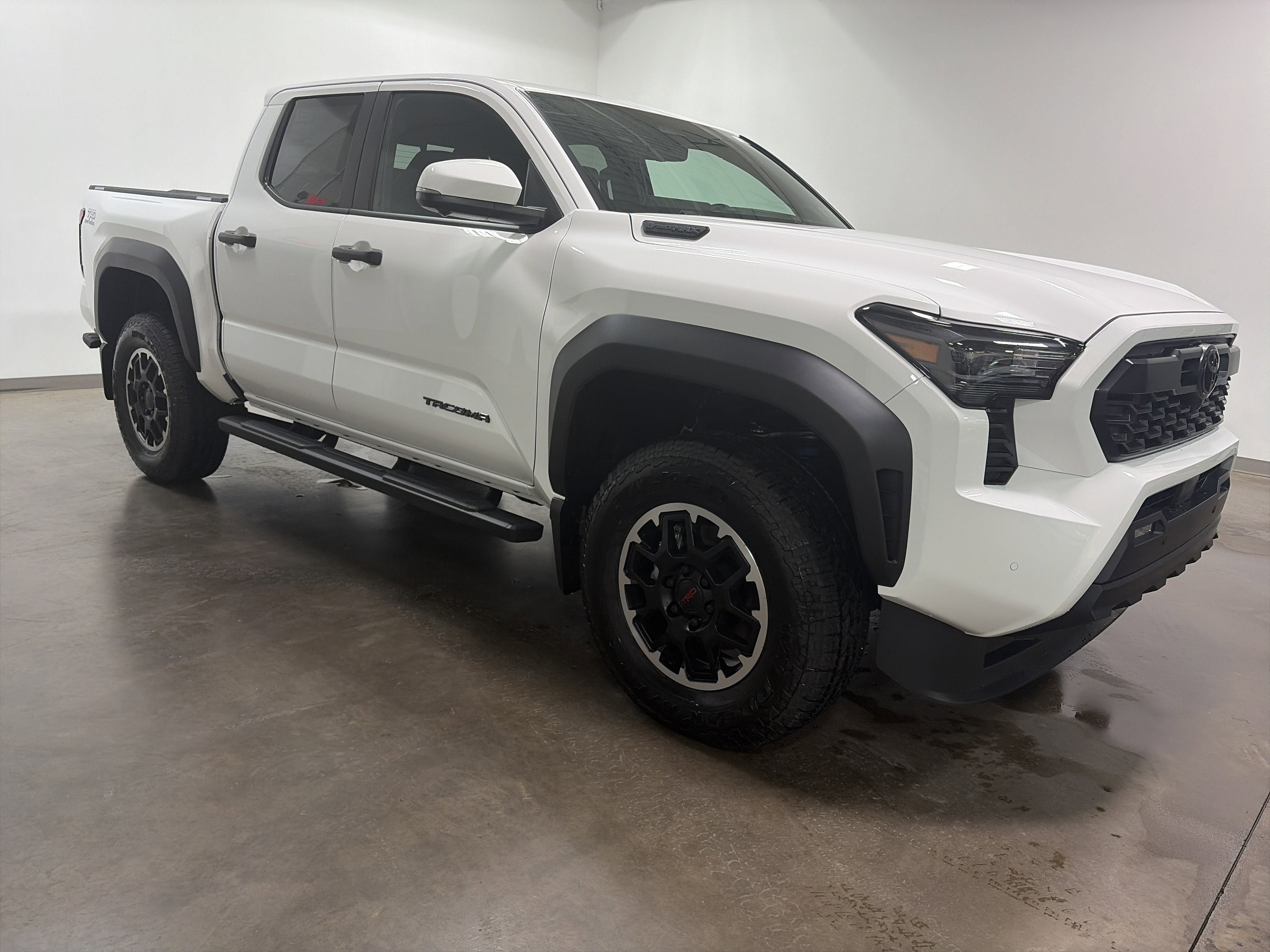 2026 Toyota Tacoma i-FORCE MAX TRD Off-Road i-FORCE MAX