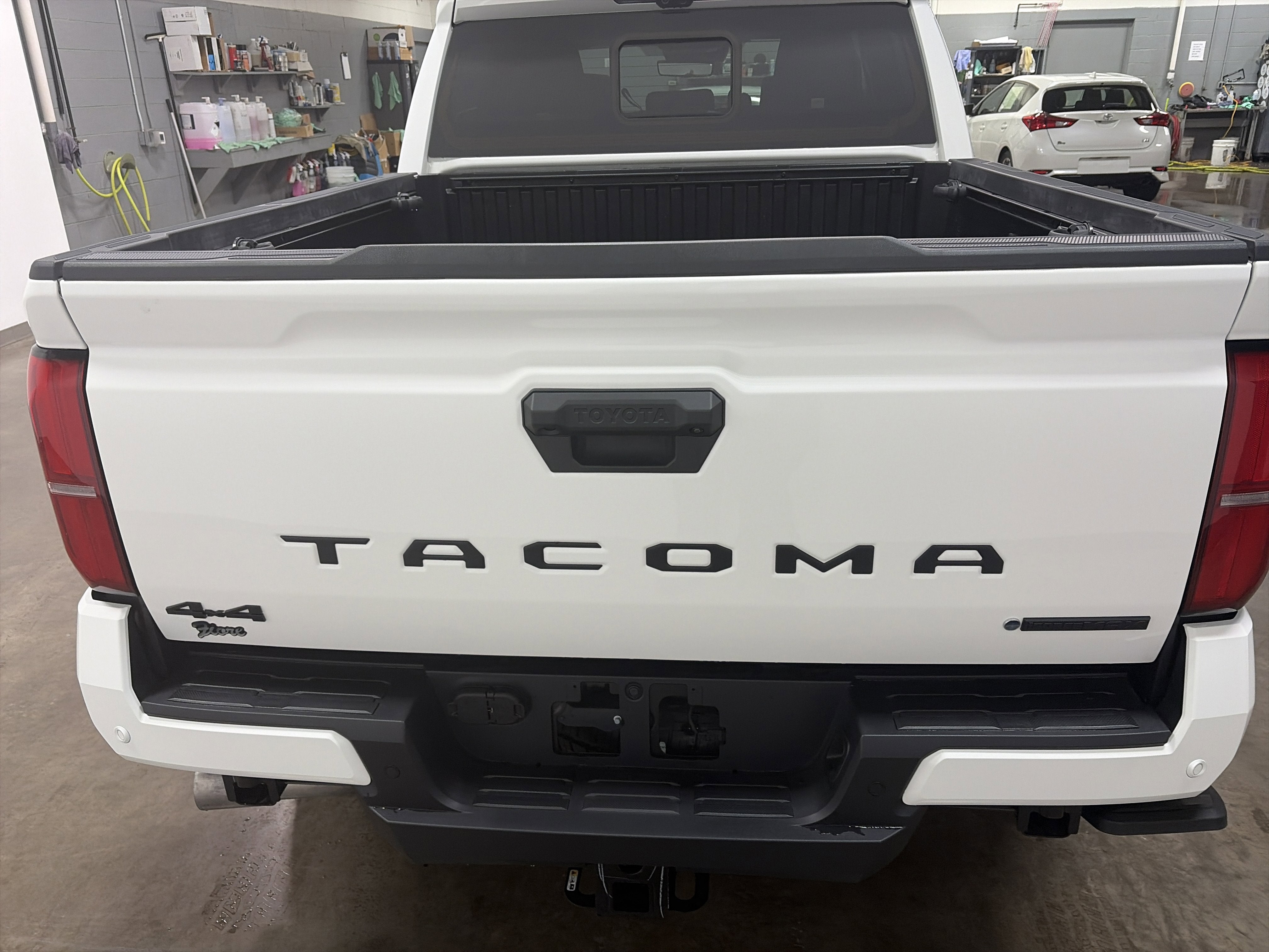2026 Toyota Tacoma i-FORCE MAX TRD Off-Road i-FORCE MAX