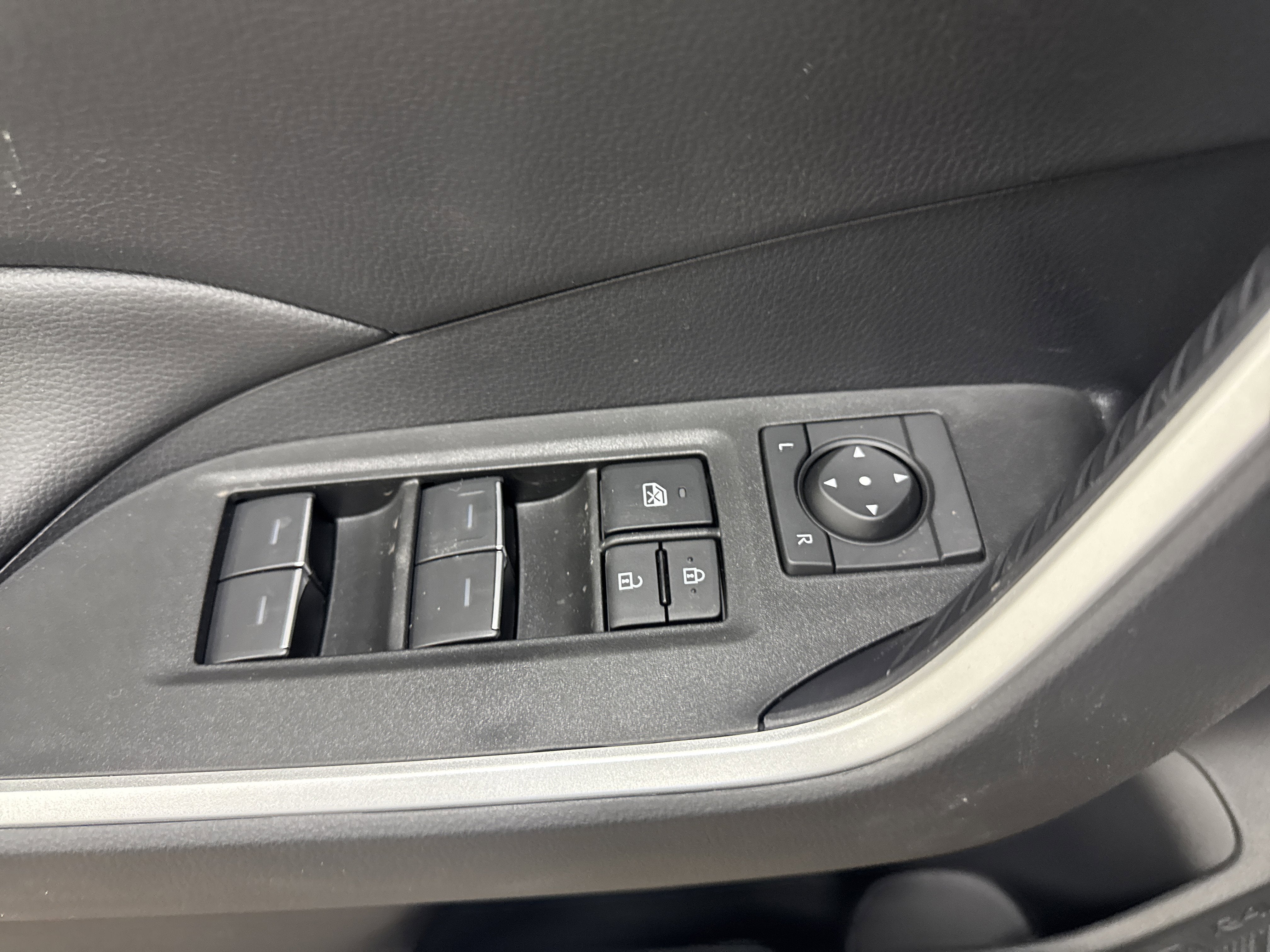 2025 Toyota RAV4 Hybrid Hybrid XLE