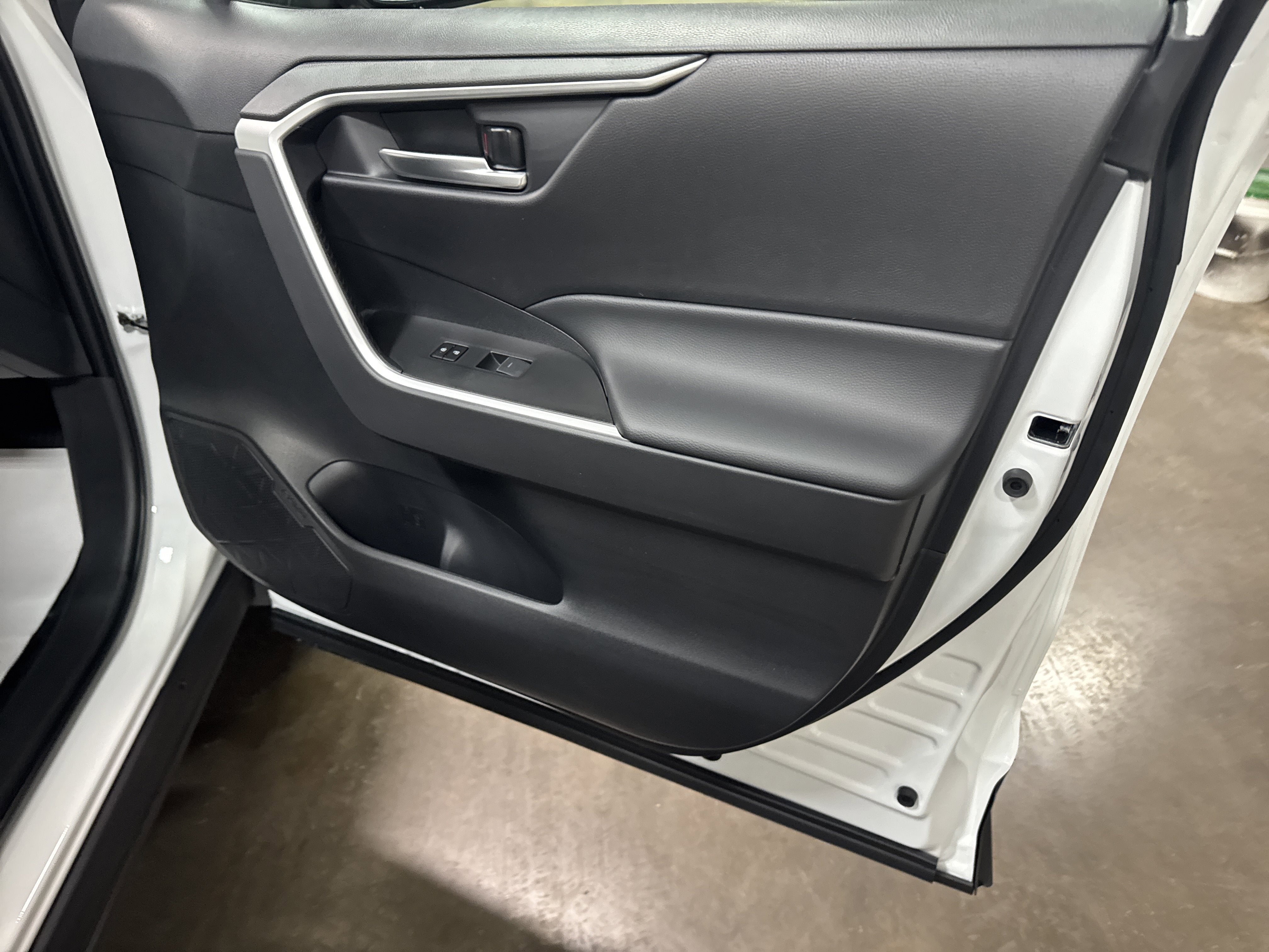 2025 Toyota RAV4 Hybrid Hybrid XLE