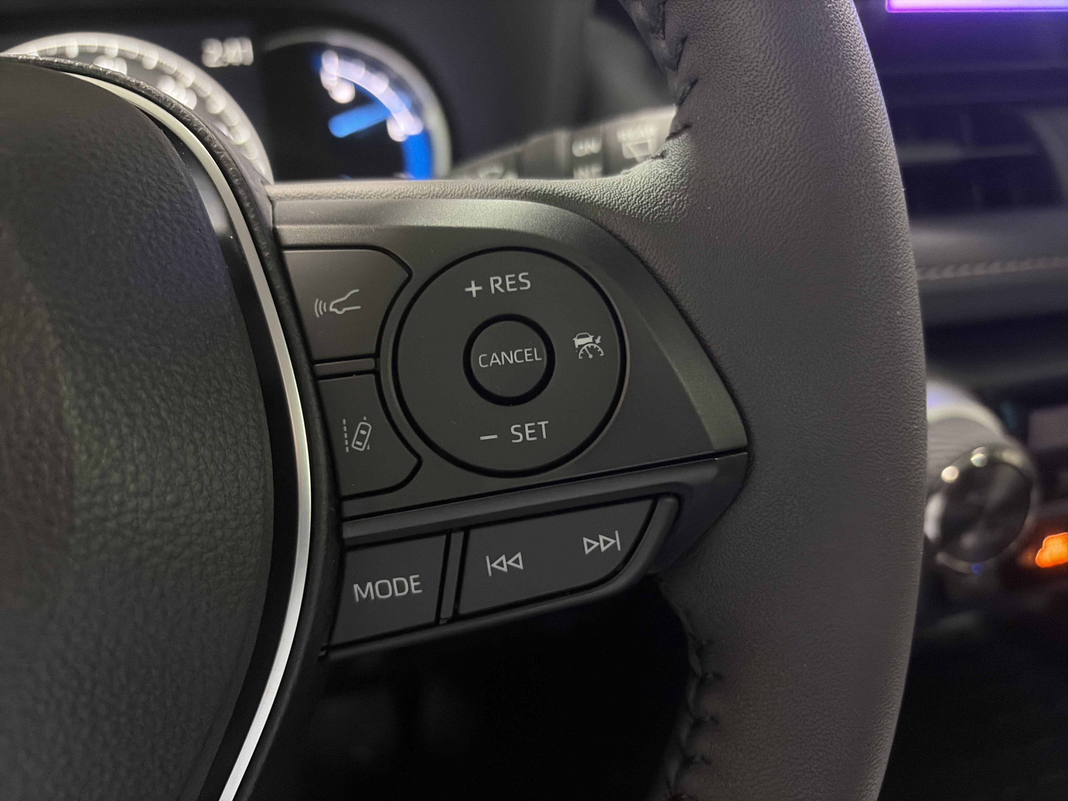 2025 Toyota RAV4 Hybrid Hybrid XLE