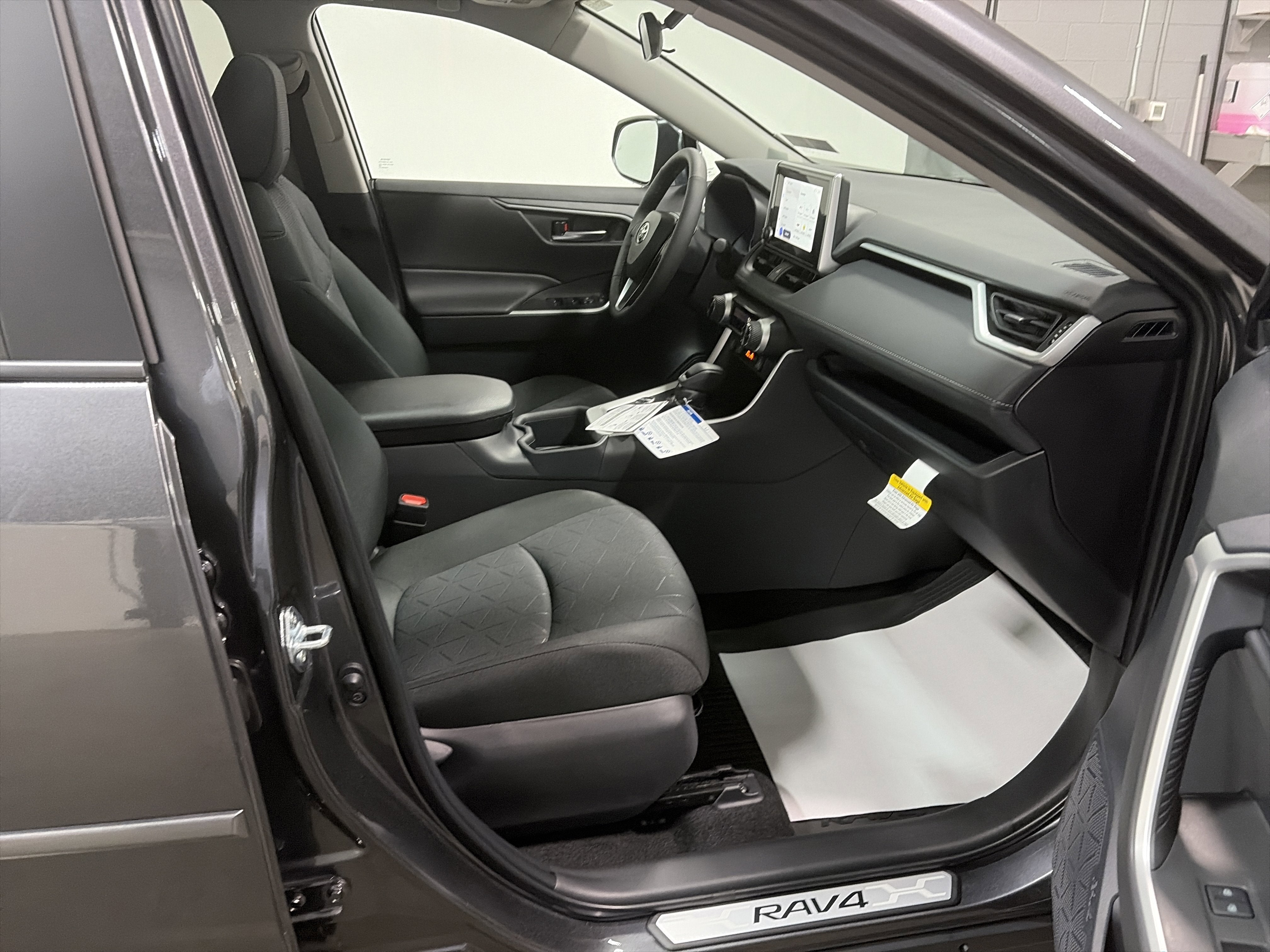 2025 Toyota RAV4 Hybrid Hybrid XLE