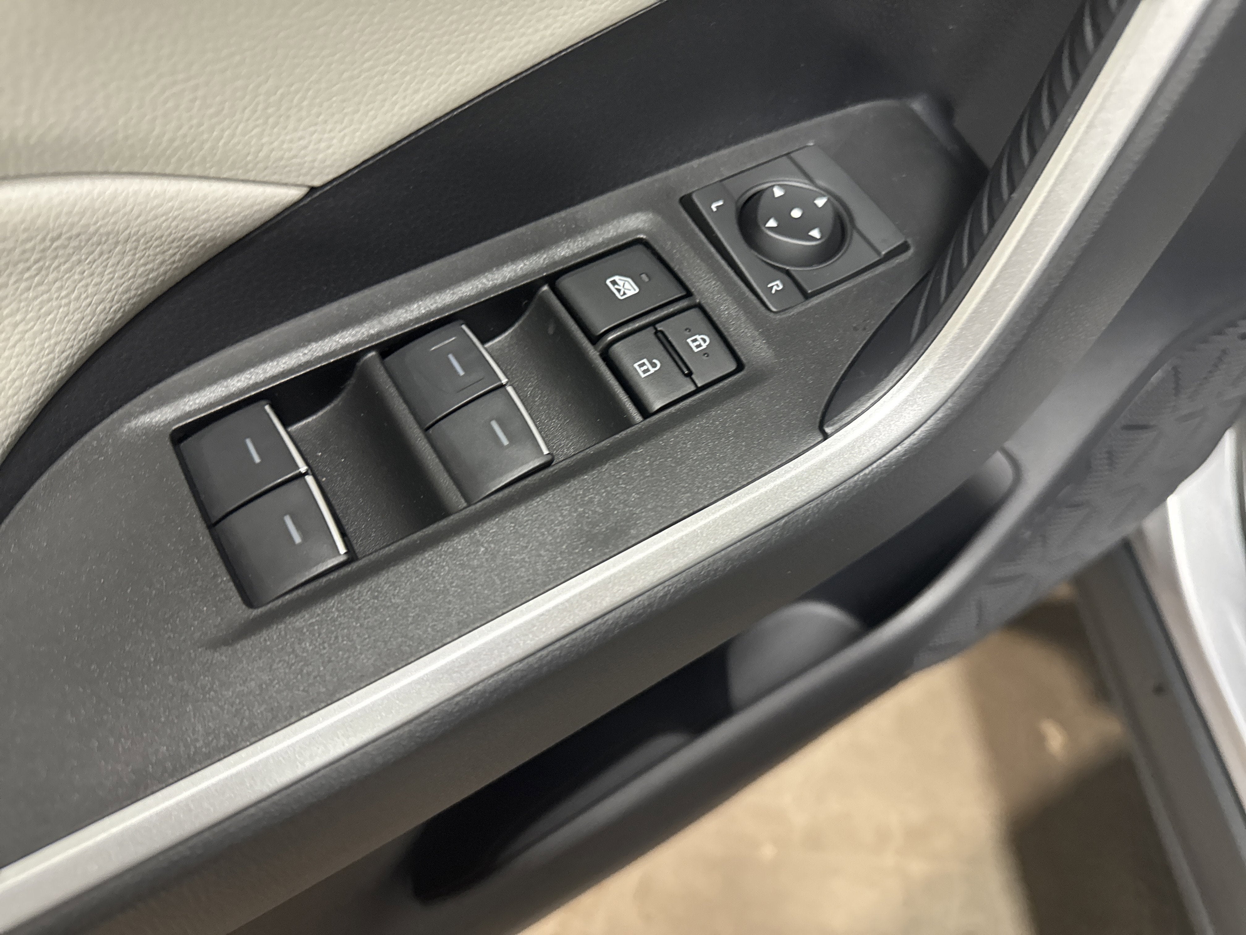 2025 Toyota RAV4 Hybrid Hybrid XLE