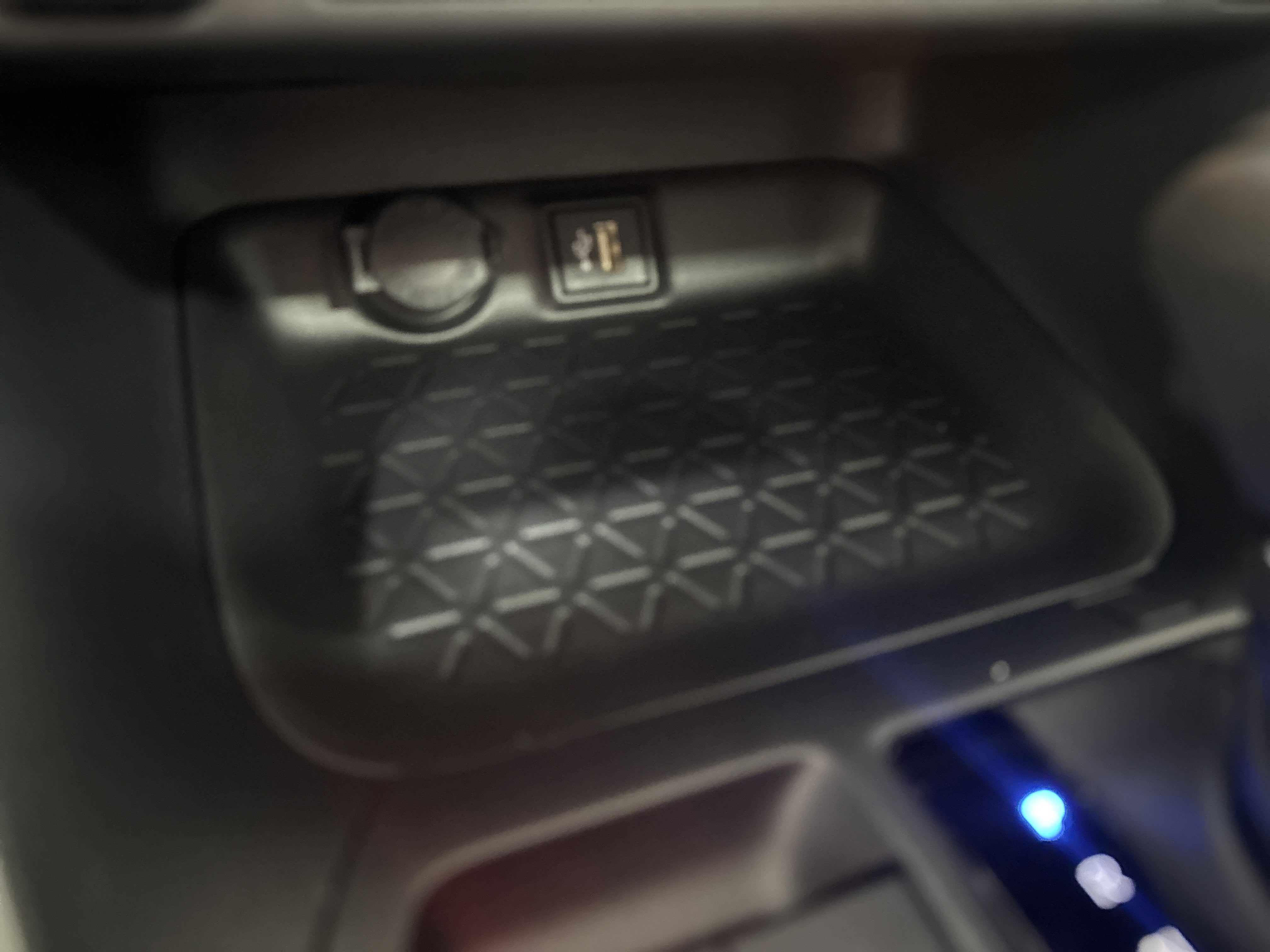 2025 Toyota RAV4 Hybrid Hybrid XLE