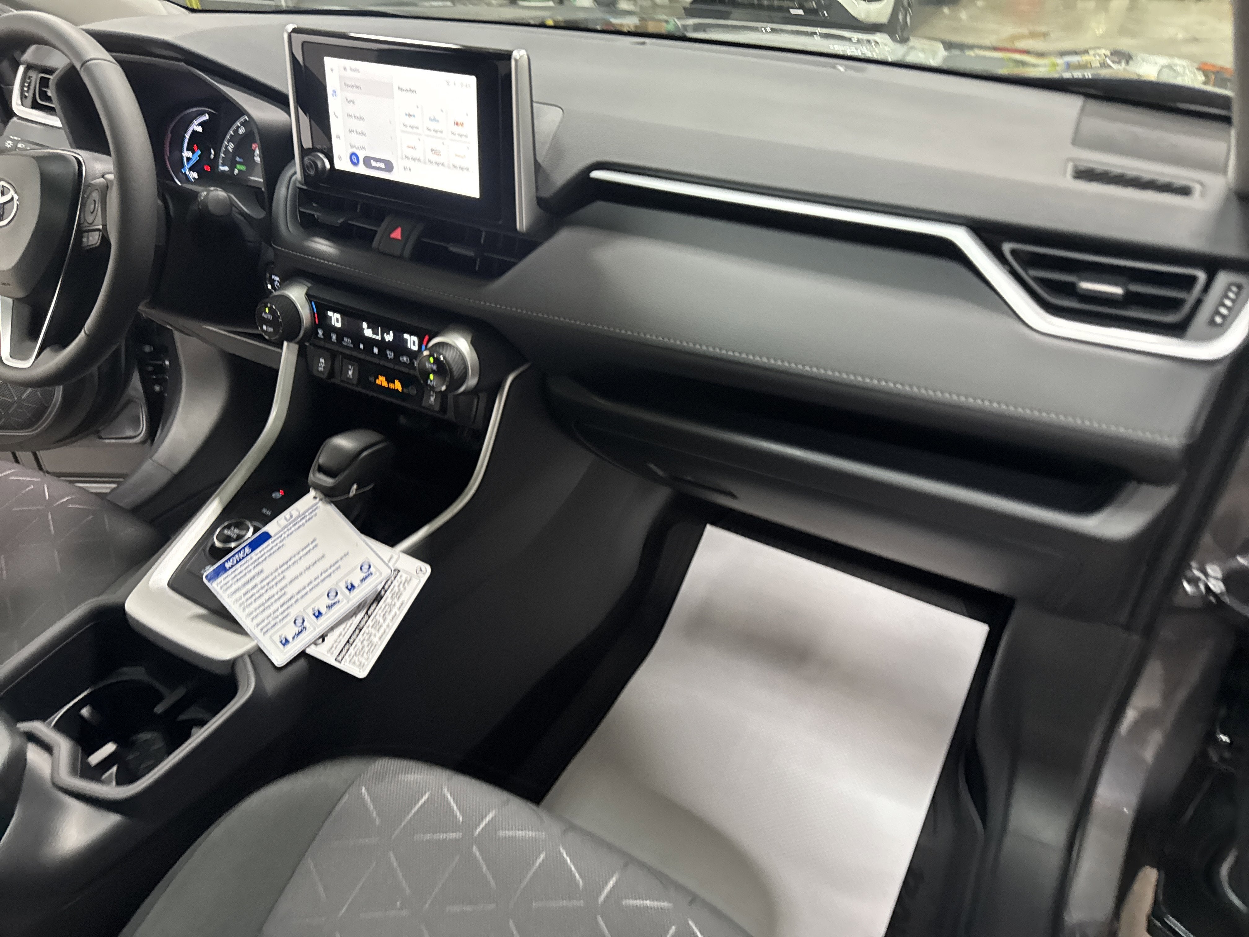 2025 Toyota RAV4 Hybrid Hybrid XLE