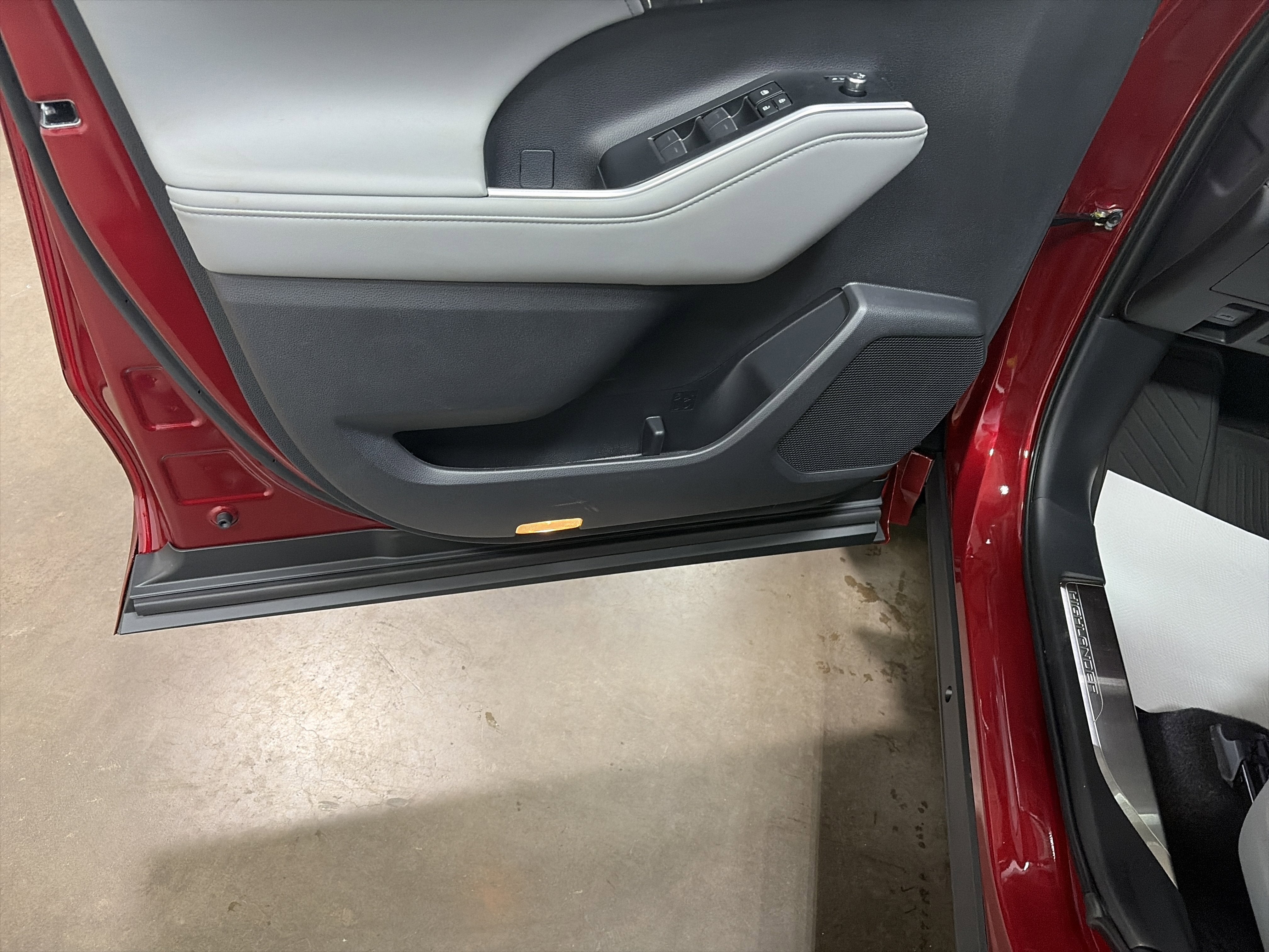 2026 Toyota Highlander Hybrid Hybrid Platinum