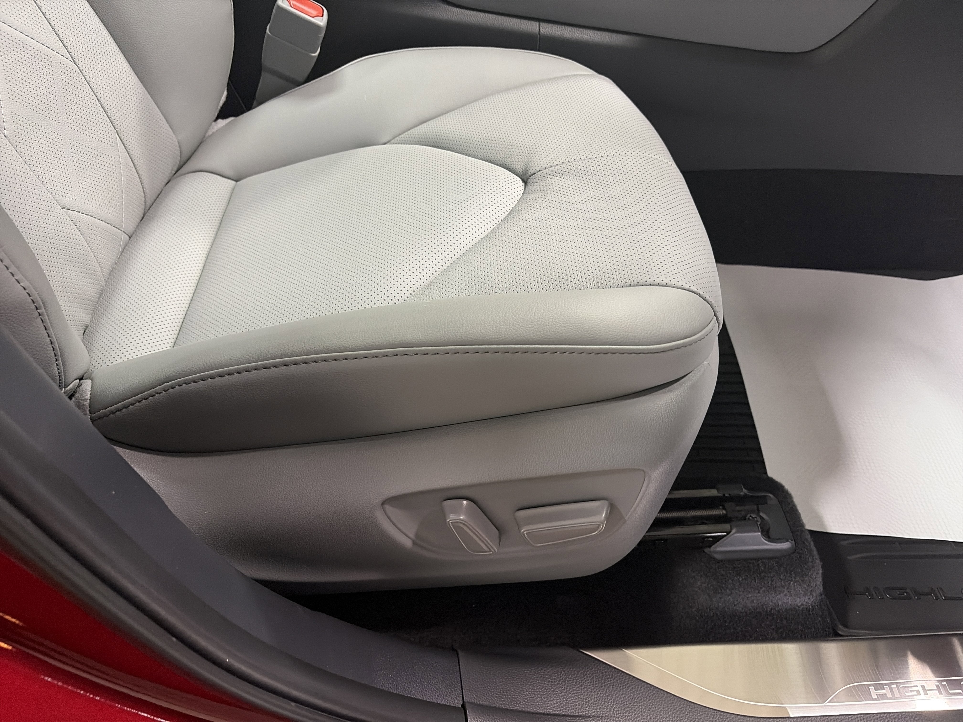 2026 Toyota Highlander Hybrid Hybrid Platinum