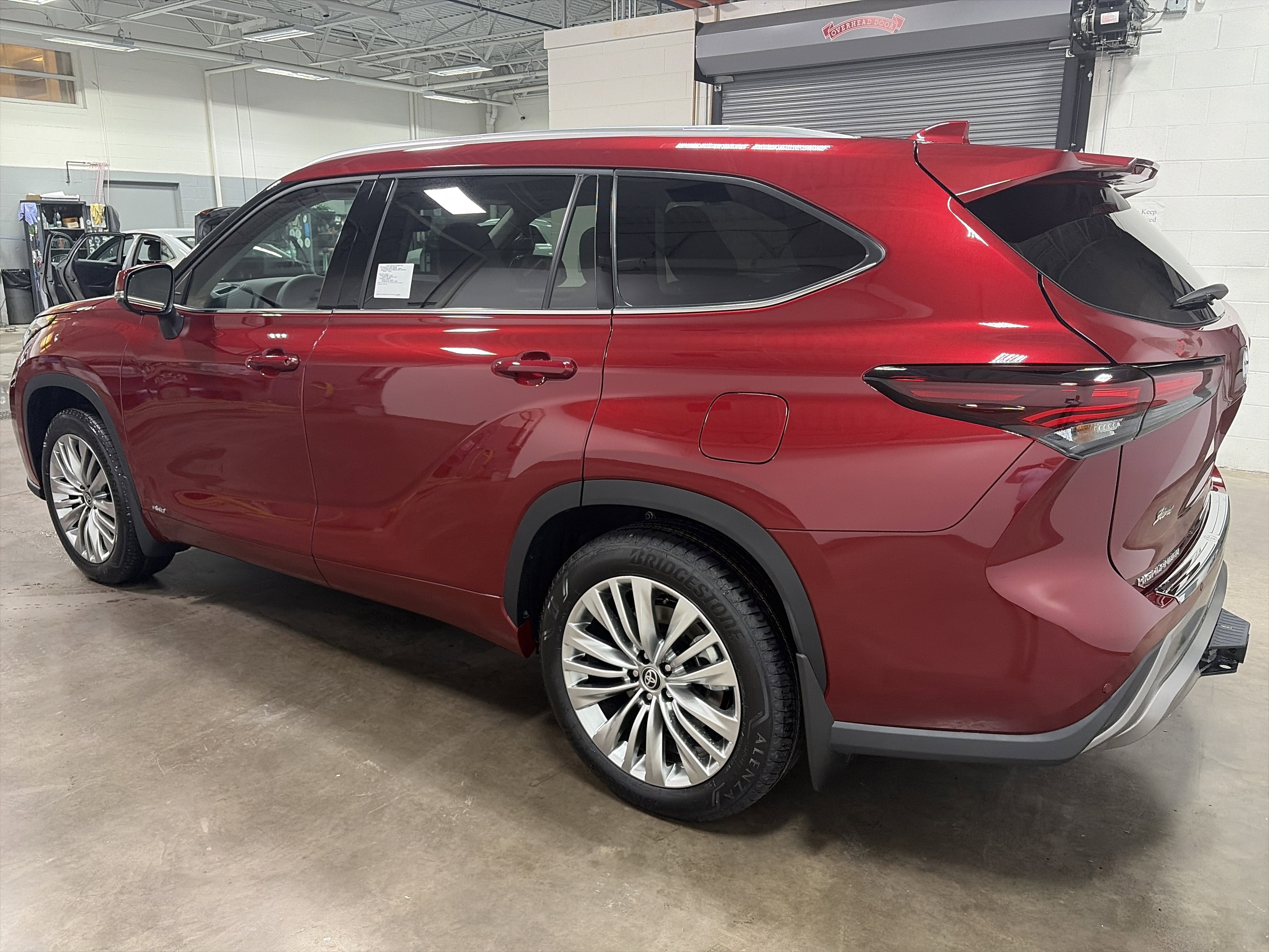 2026 Toyota Highlander Hybrid Hybrid Platinum