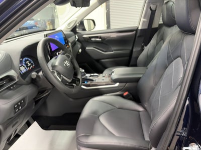 2026 Toyota Highlander Hybrid Hybrid Platinum