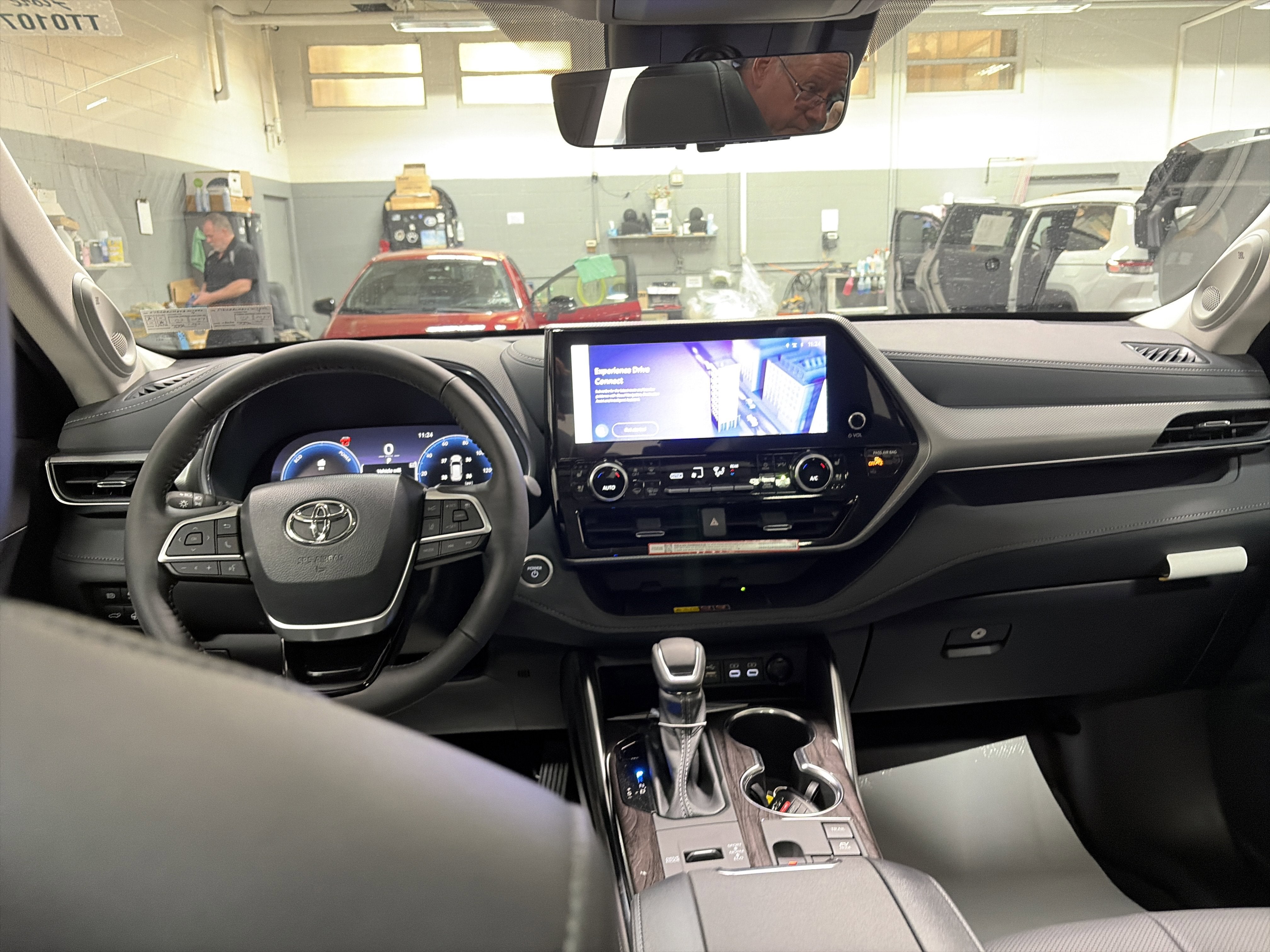 2026 Toyota Highlander Hybrid Hybrid Platinum