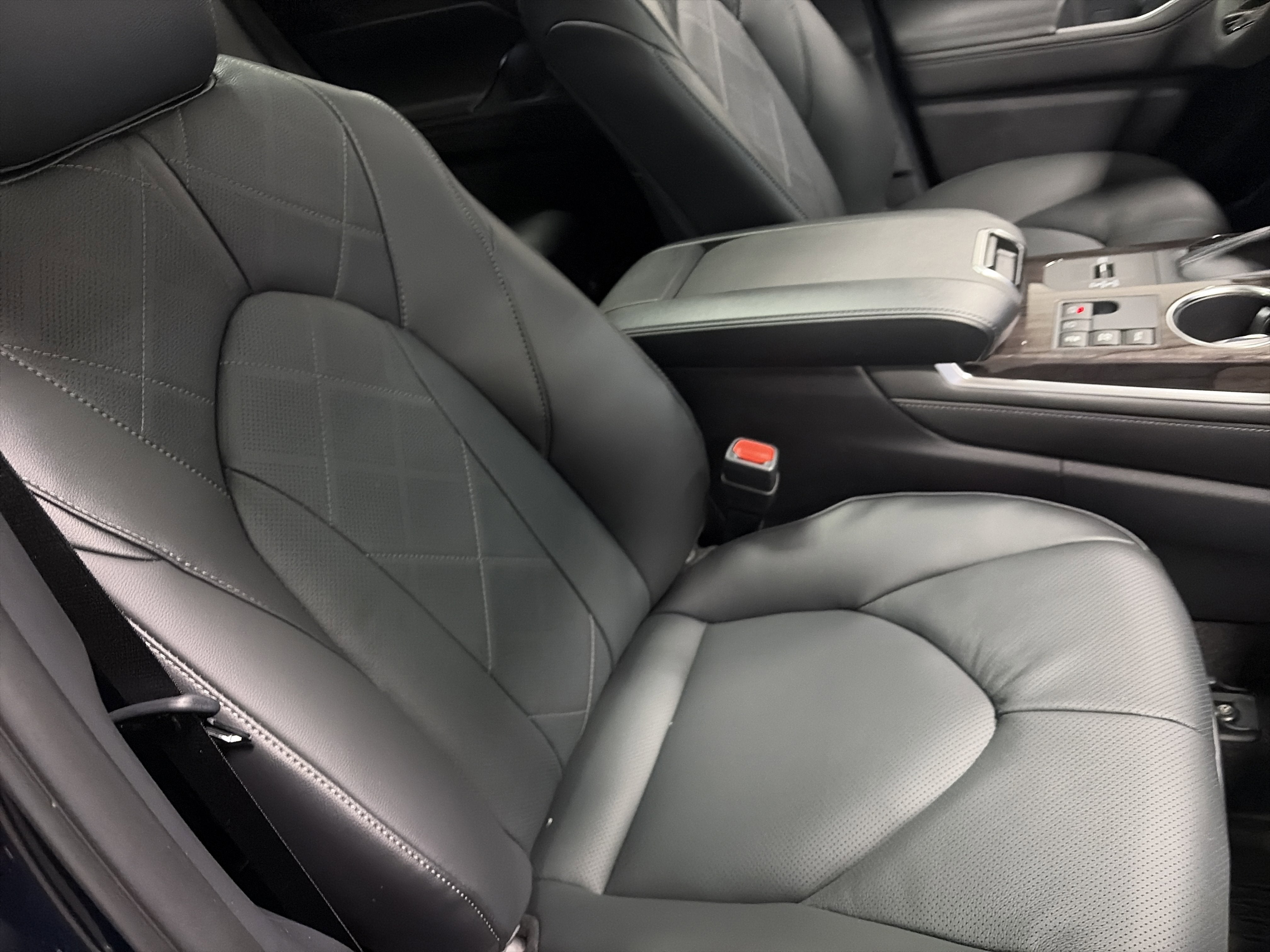 2026 Toyota Highlander Hybrid Hybrid Platinum