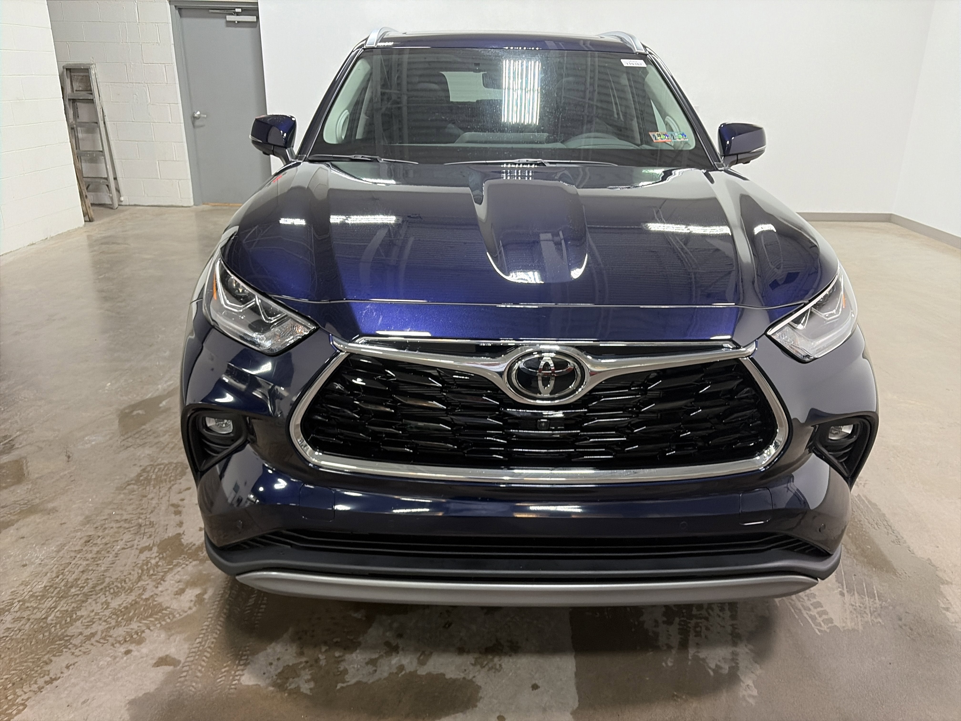 2026 Toyota Highlander Hybrid Hybrid Platinum