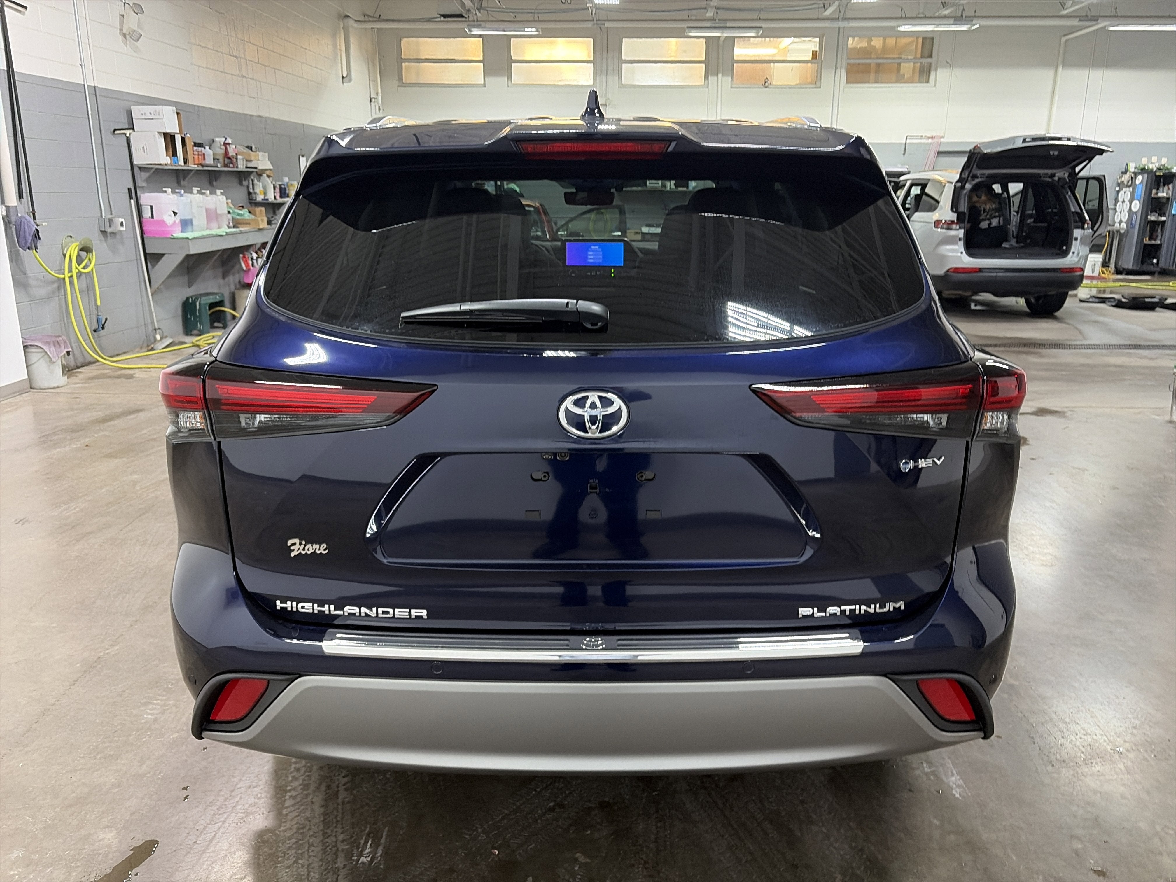 2026 Toyota Highlander Hybrid Hybrid Platinum