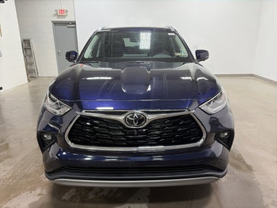 2026 Toyota Highlander Hybrid Hybrid Platinum