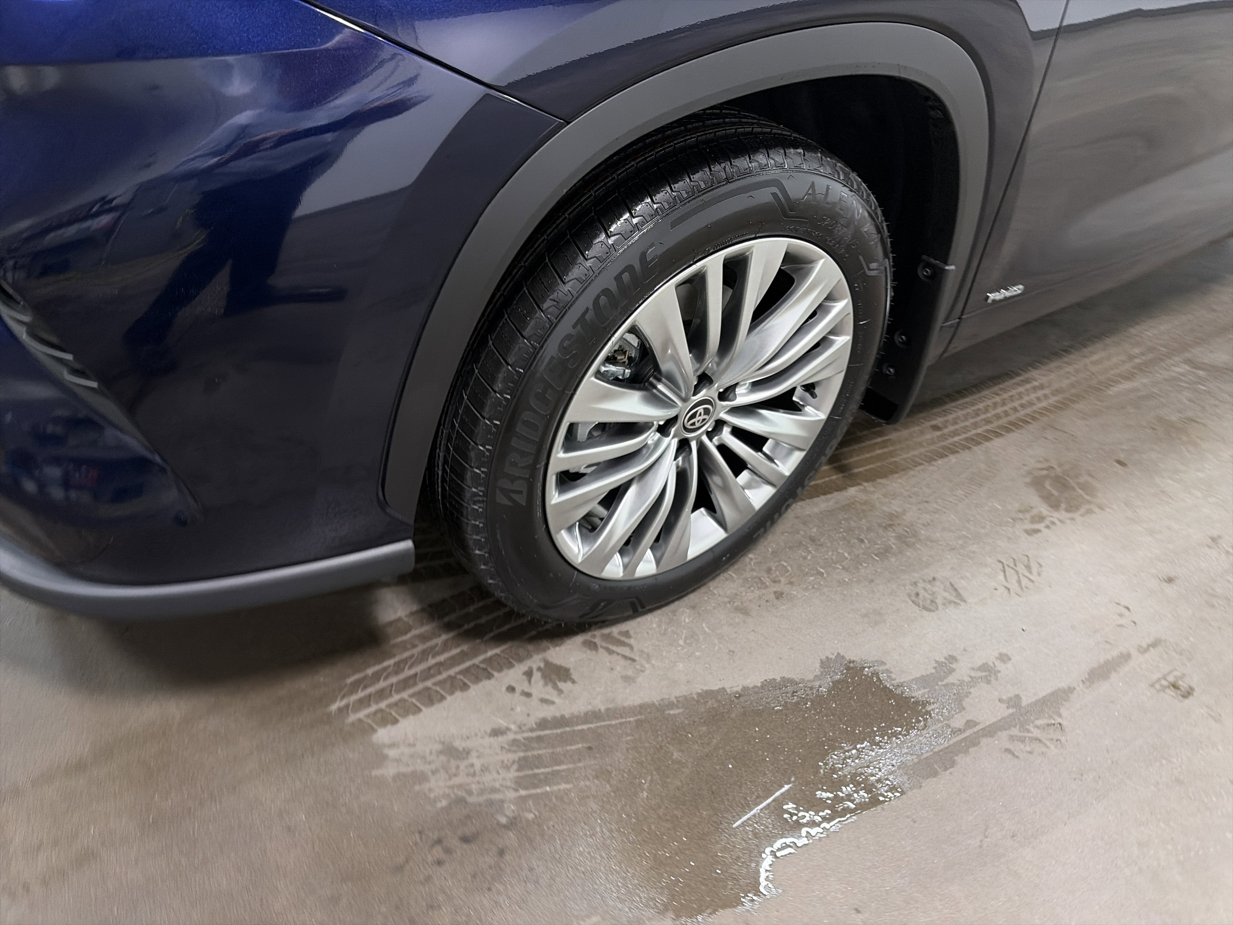 2026 Toyota Highlander Hybrid Hybrid Platinum