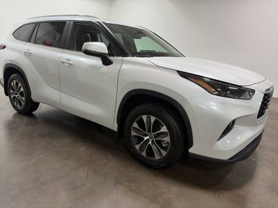2026 Toyota Highlander XLE