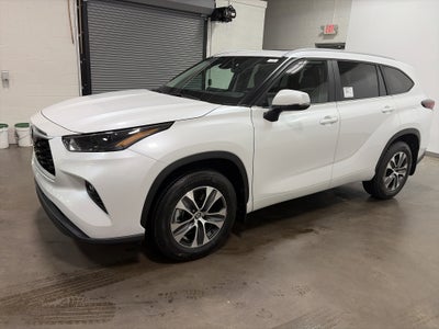 2026 Toyota Highlander XLE