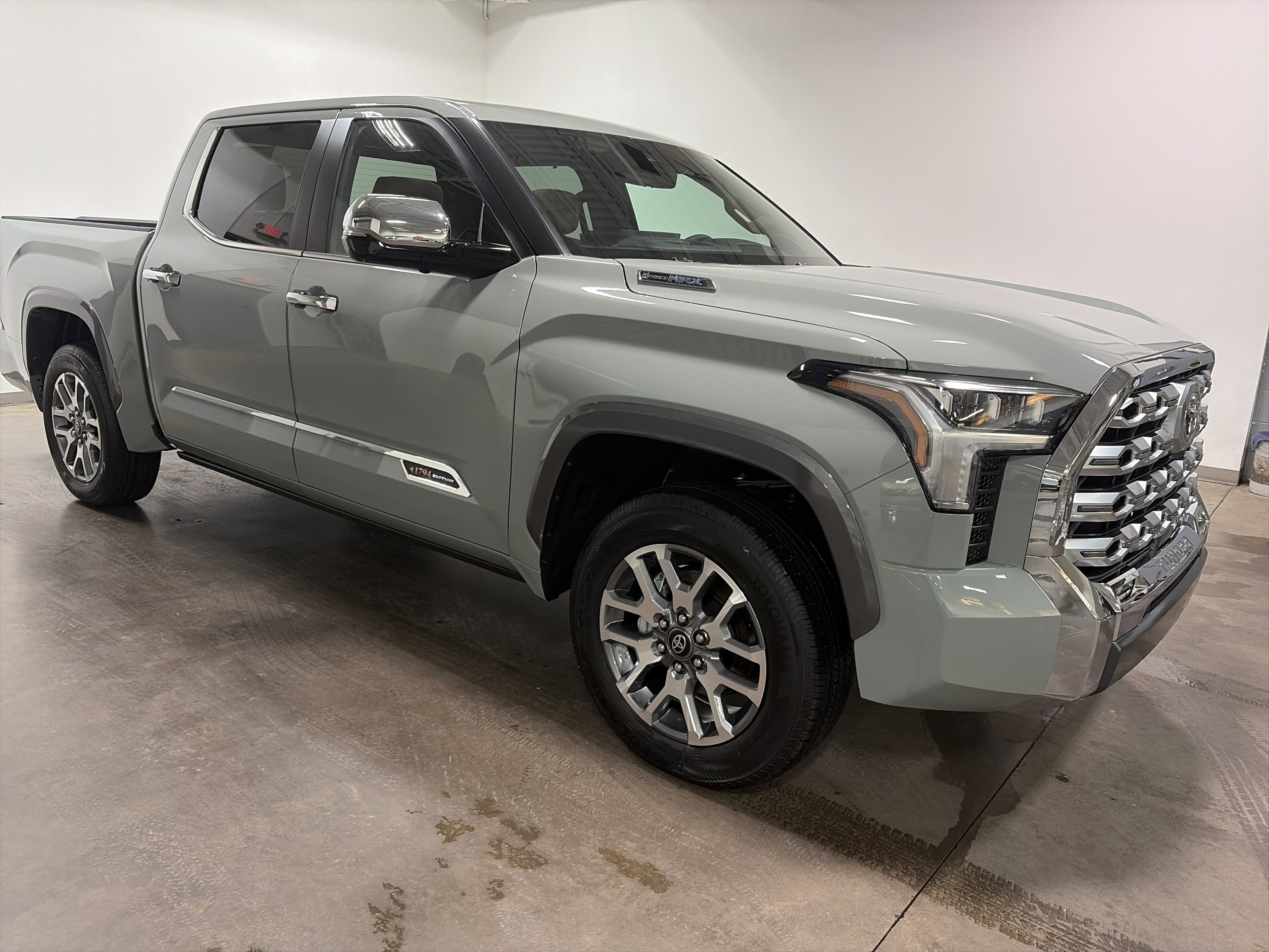 2026 Toyota Tundra i-FORCE MAX 1794 Edition i-FORCE MAX