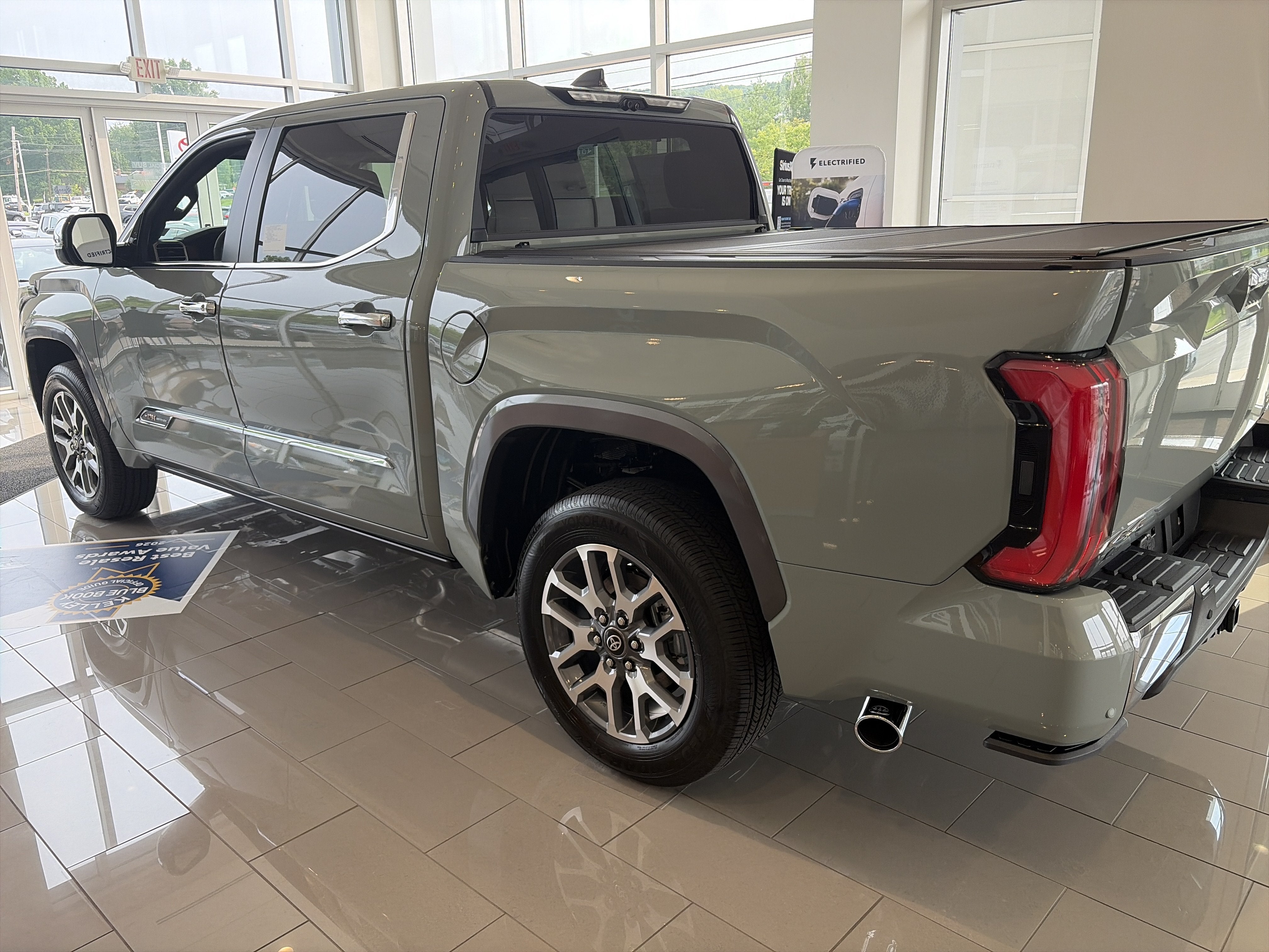 2026 Toyota Tundra i-FORCE MAX 1794 Edition i-FORCE MAX