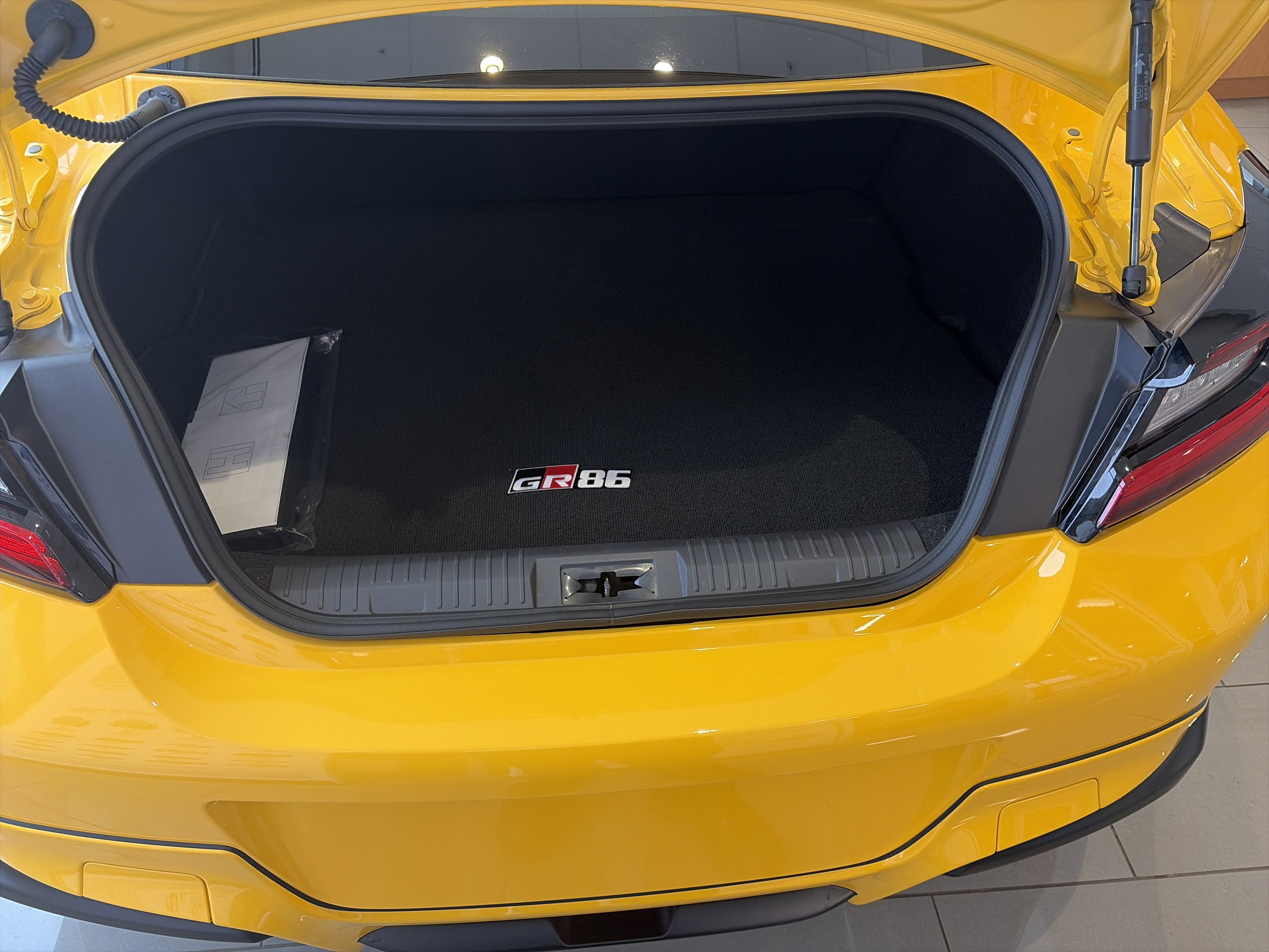 2026 Toyota GR86 GR86 Yuzu Edition