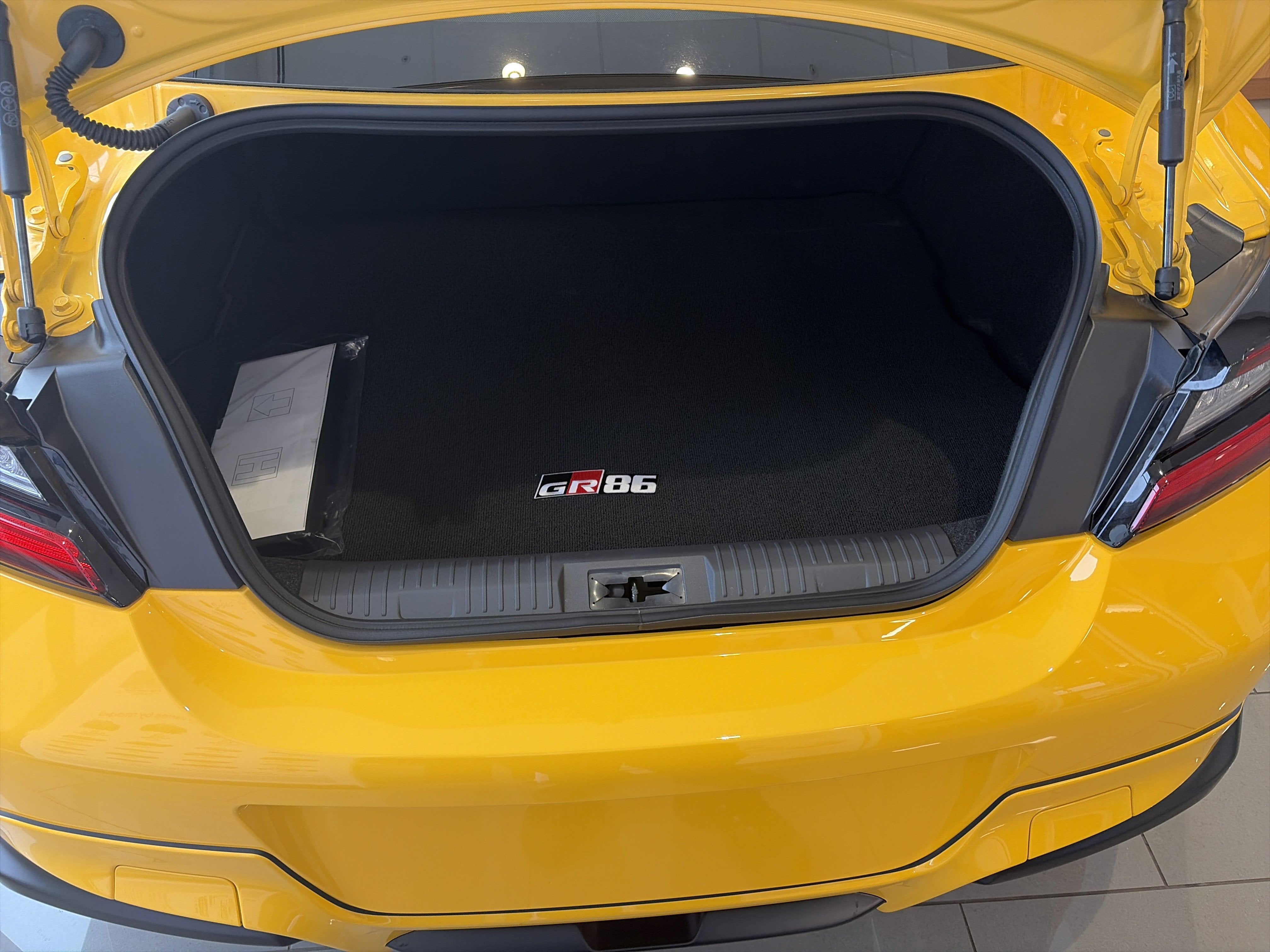 2026 Toyota GR86 GR86 Yuzu Edition