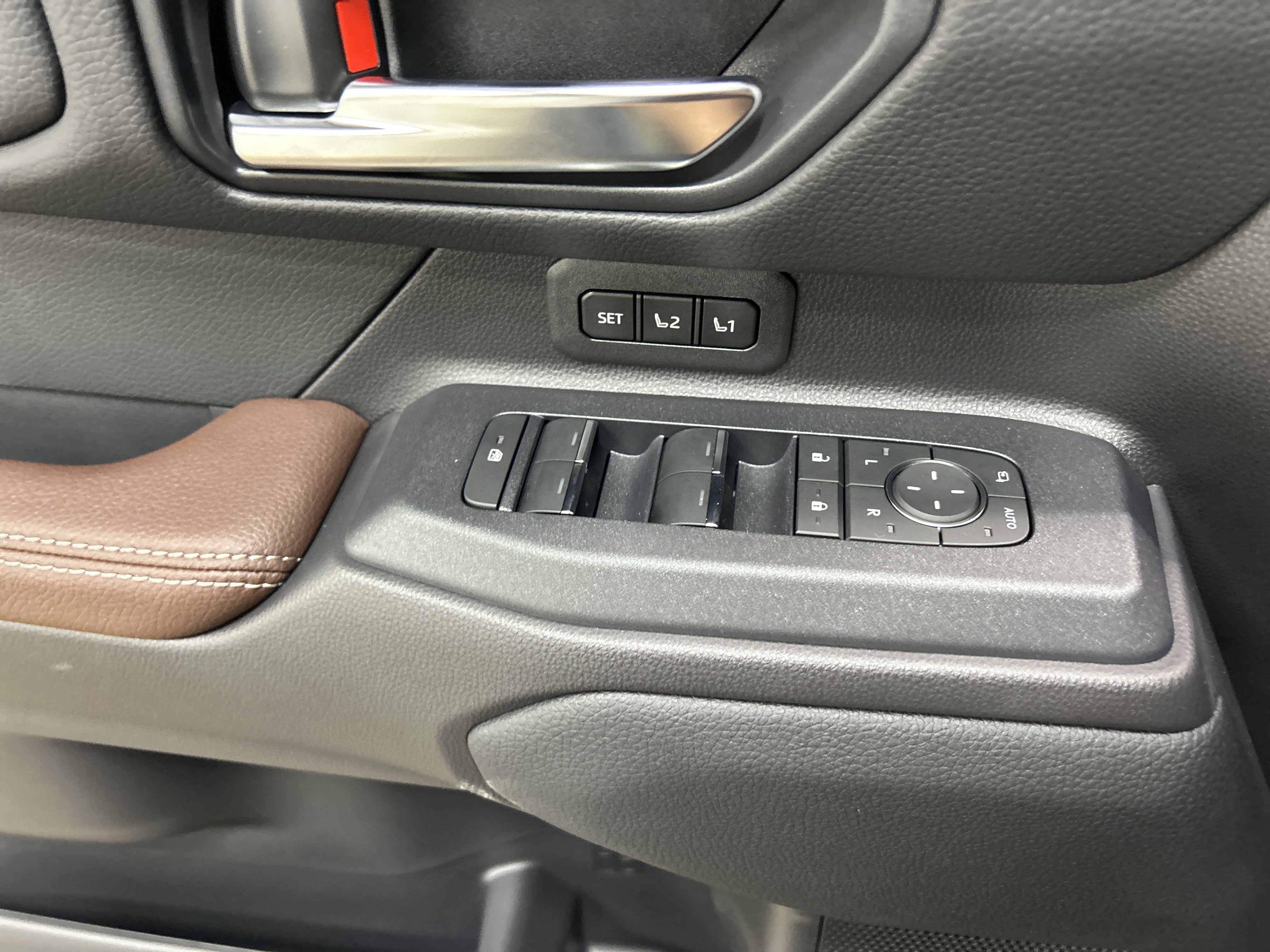 2025 Toyota Land Cruiser Land Cruiser