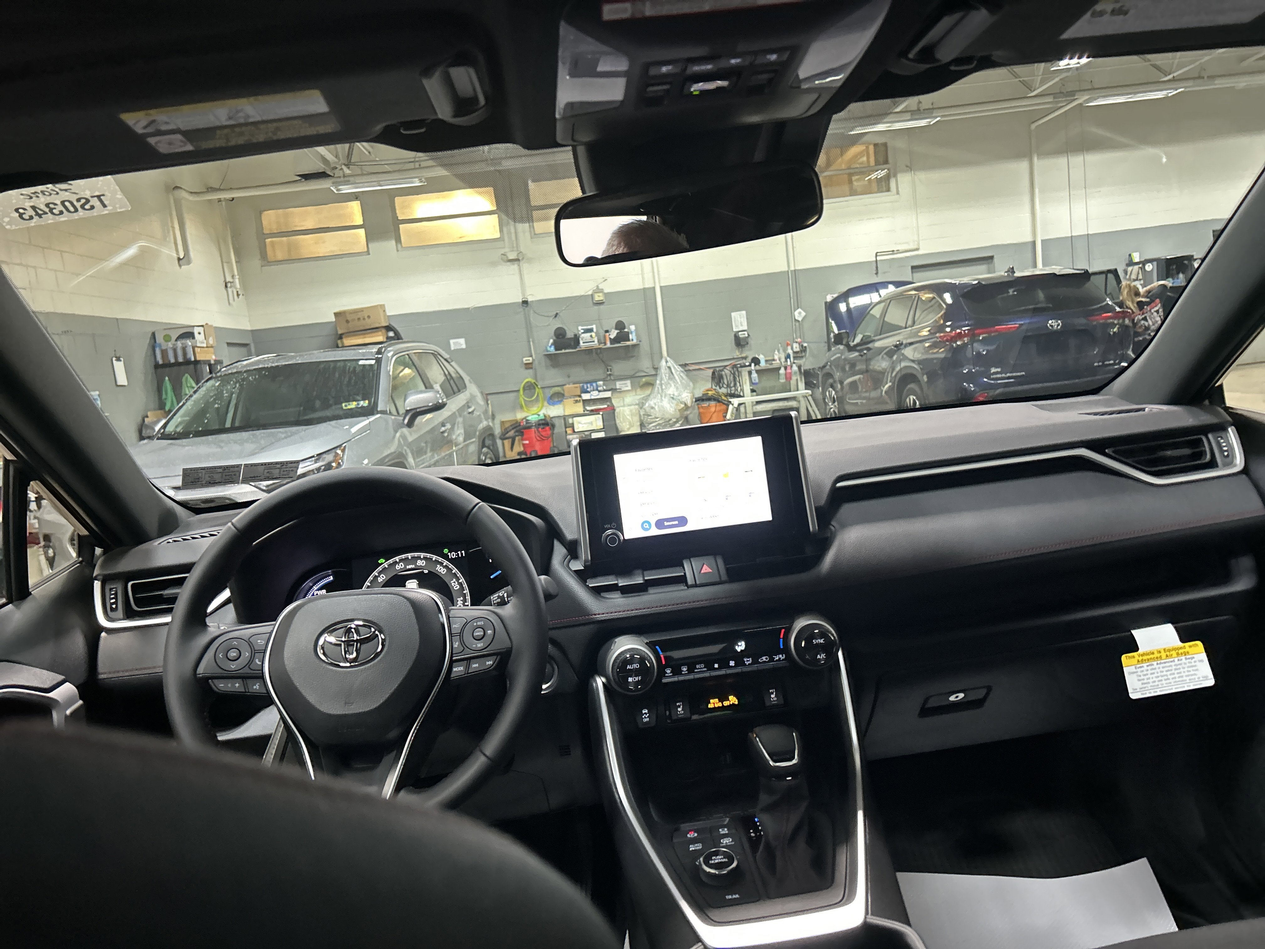 2025 Toyota RAV4 Plug-in Hybrid SE