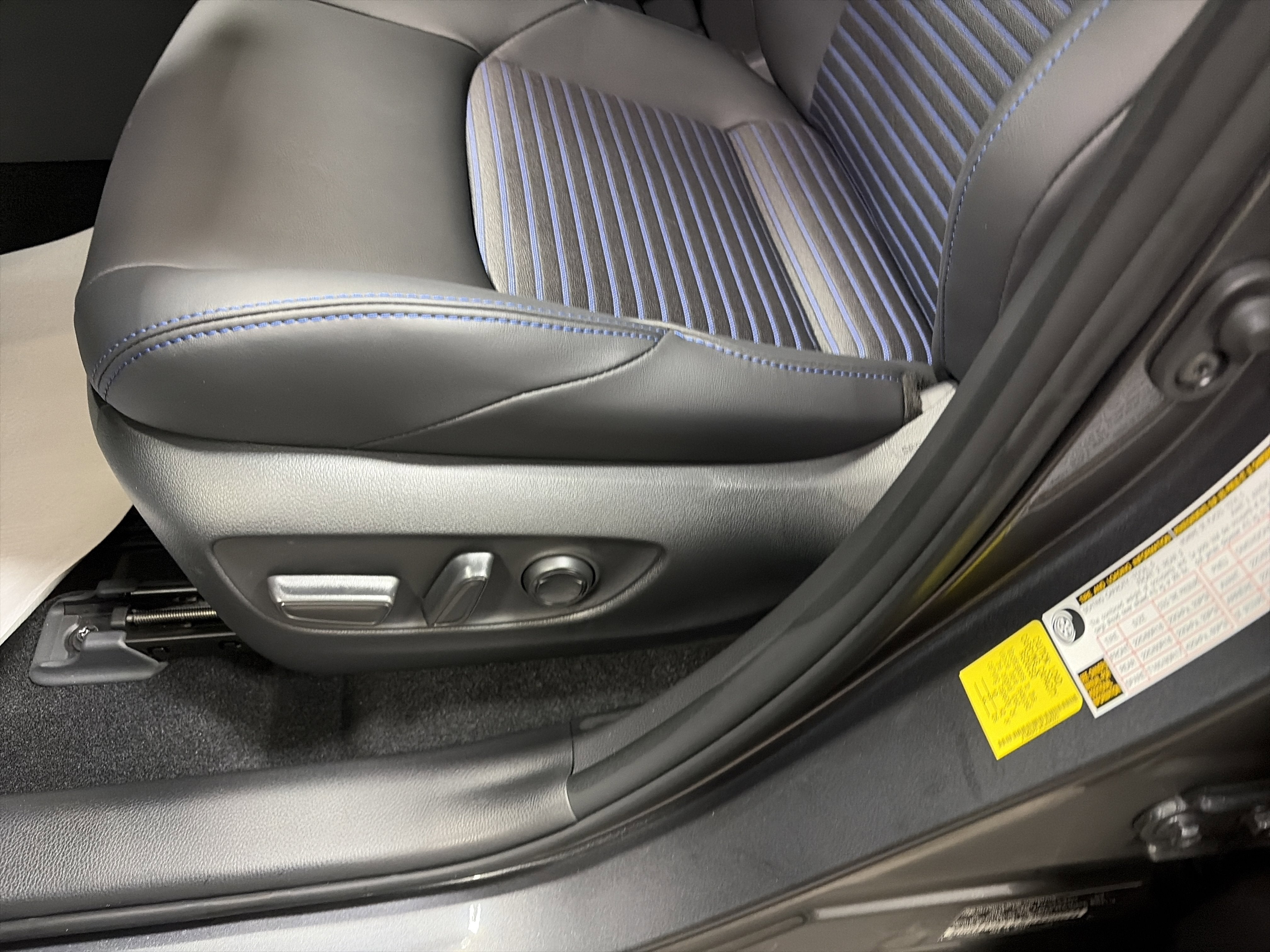 2025 Toyota RAV4 Hybrid Hybrid XSE