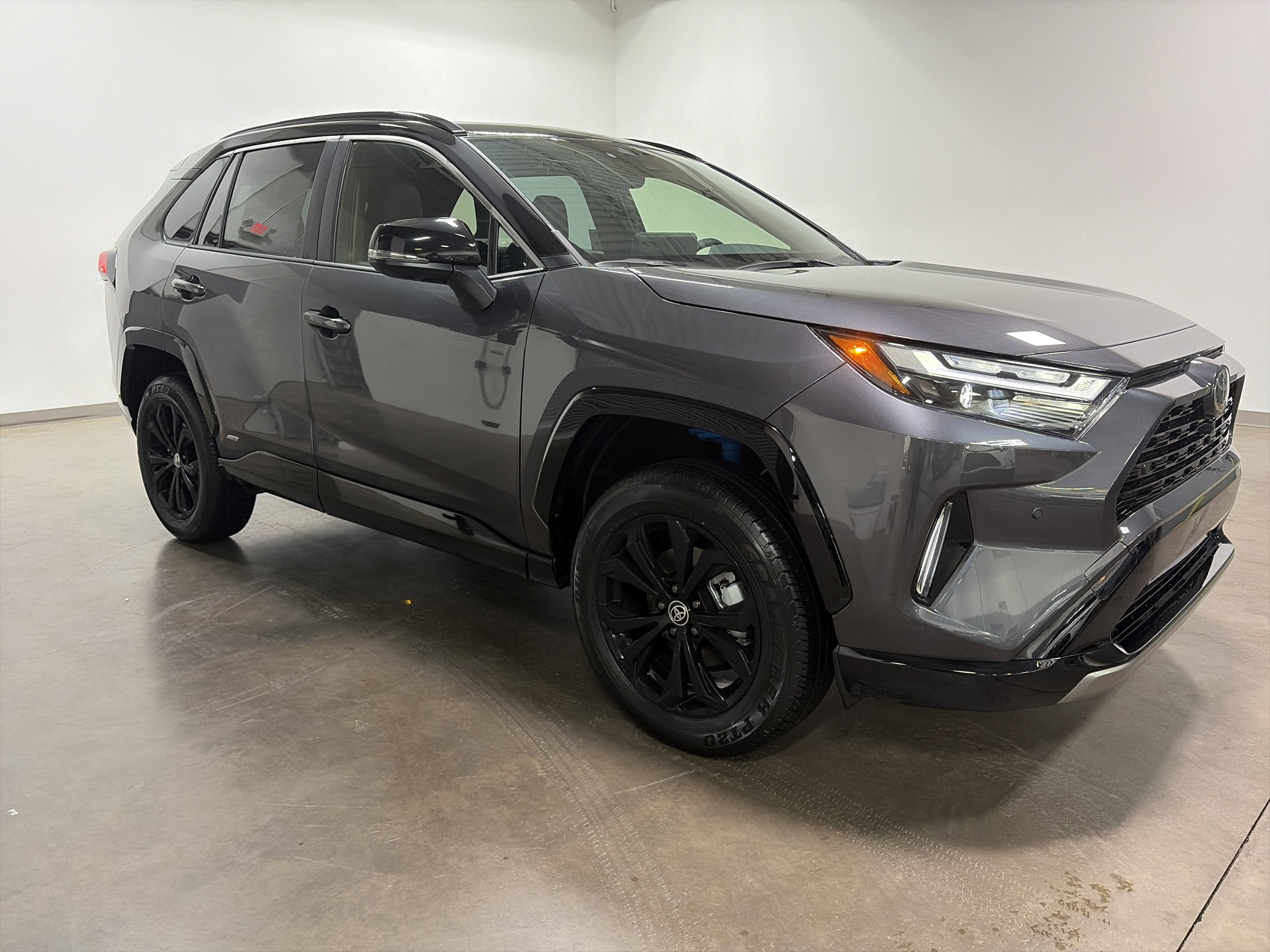 2025 Toyota RAV4 Hybrid Hybrid XSE