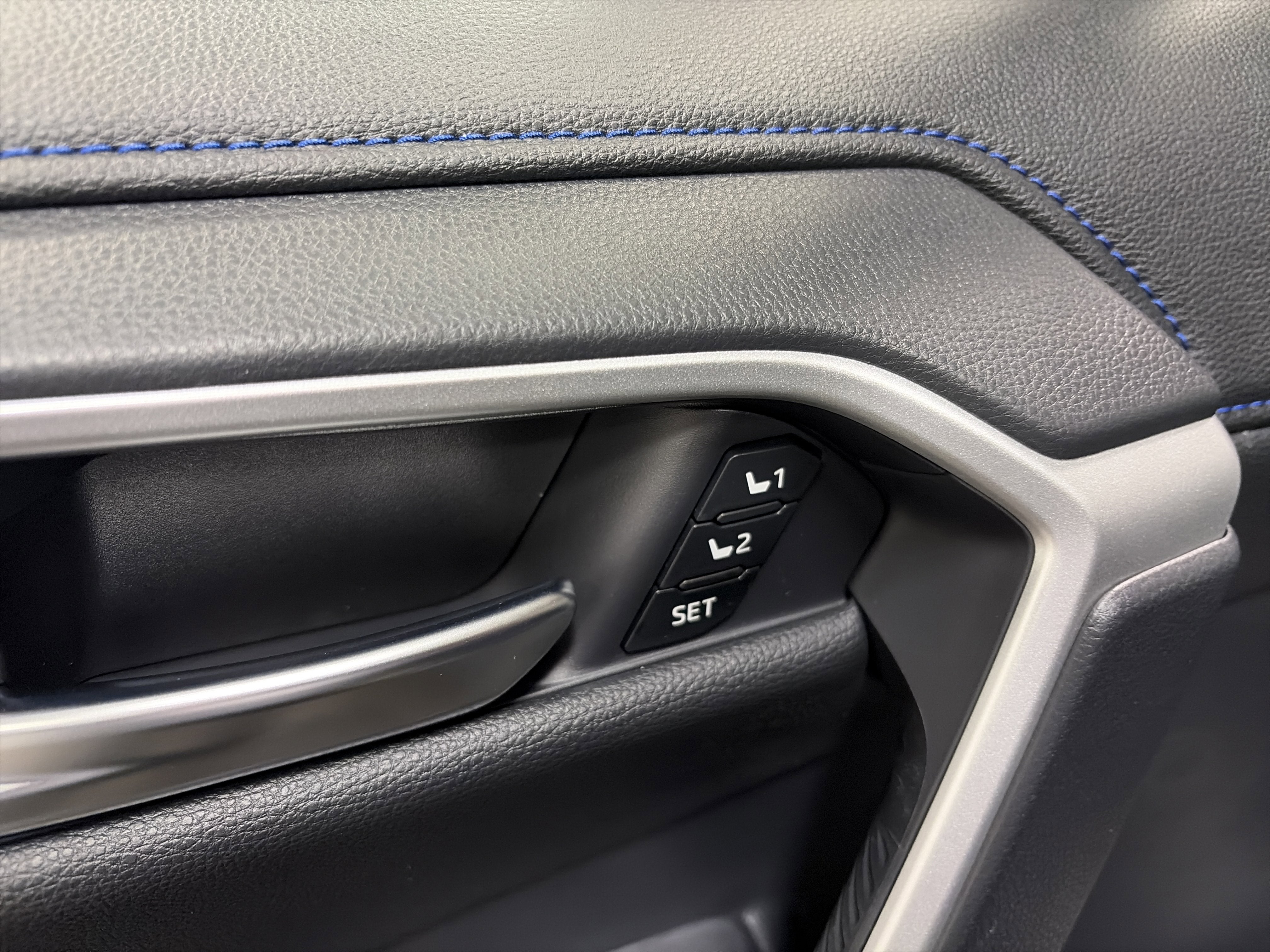 2025 Toyota RAV4 Hybrid Hybrid XSE