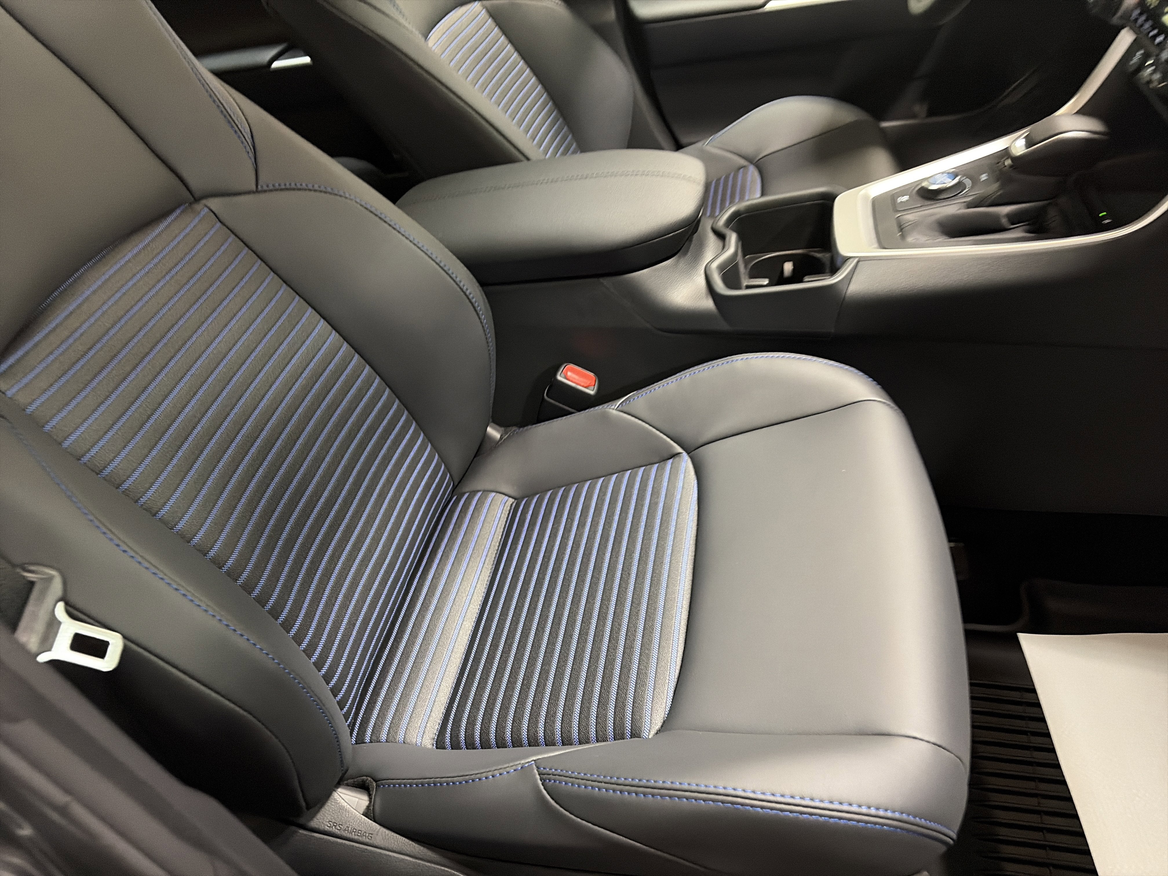 2025 Toyota RAV4 Hybrid Hybrid XSE