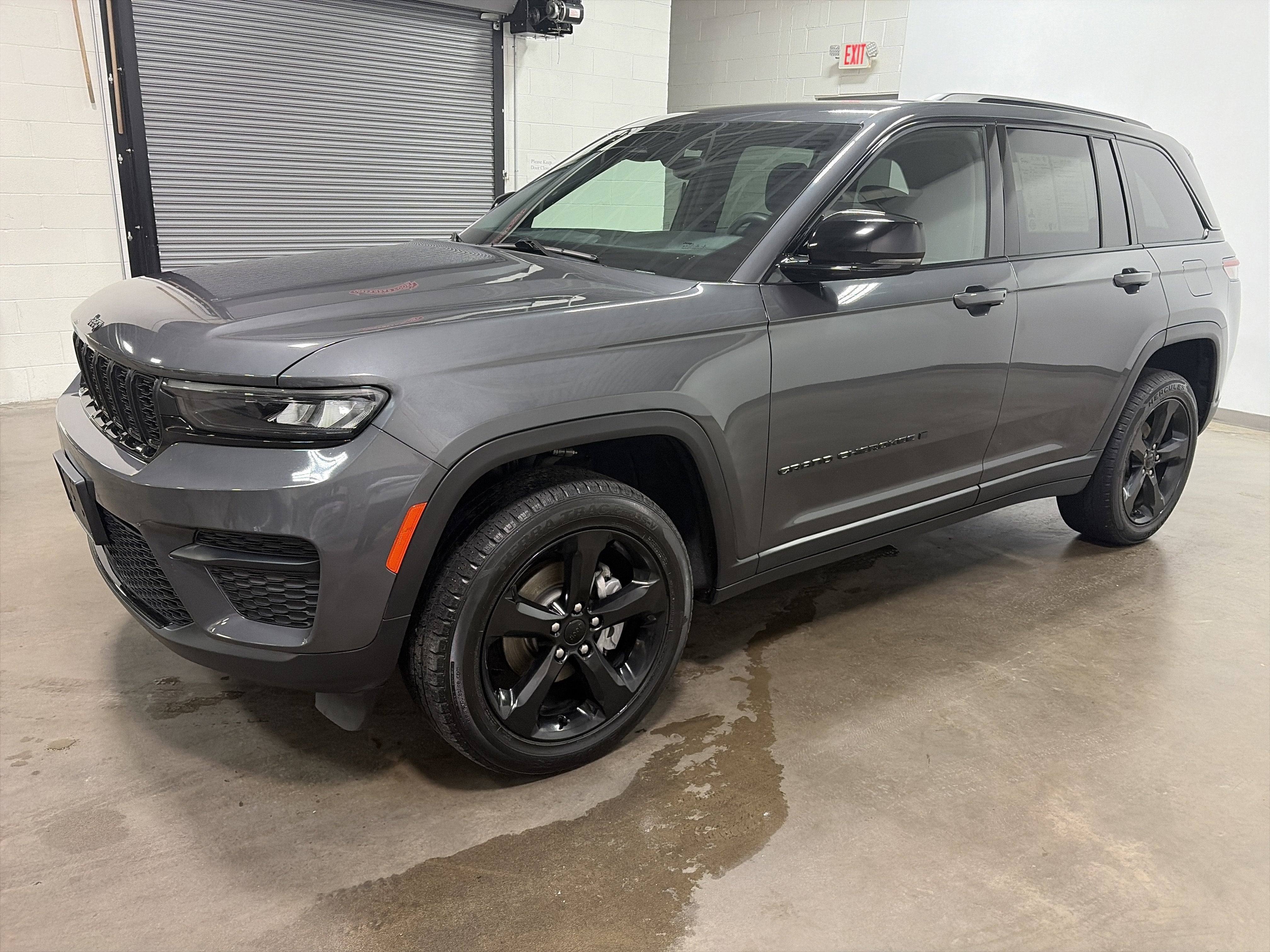 2022 Jeep Grand Cherokee Altitude