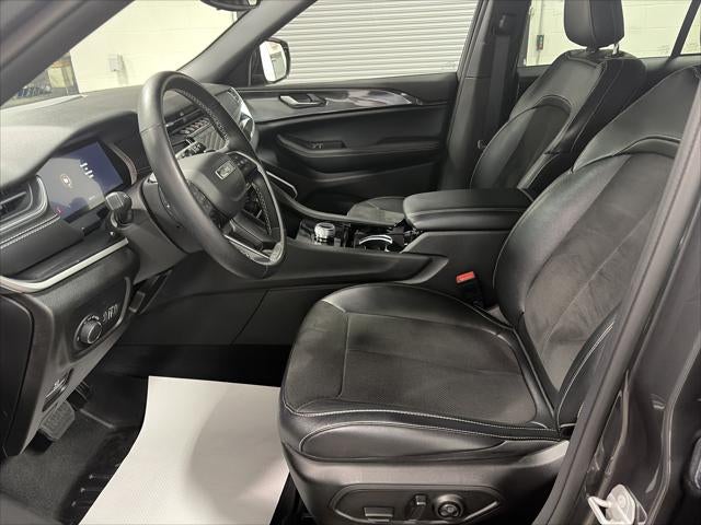 2022 Jeep Grand Cherokee Altitude