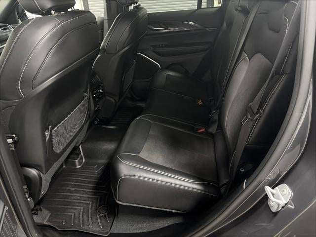 2022 Jeep Grand Cherokee Altitude