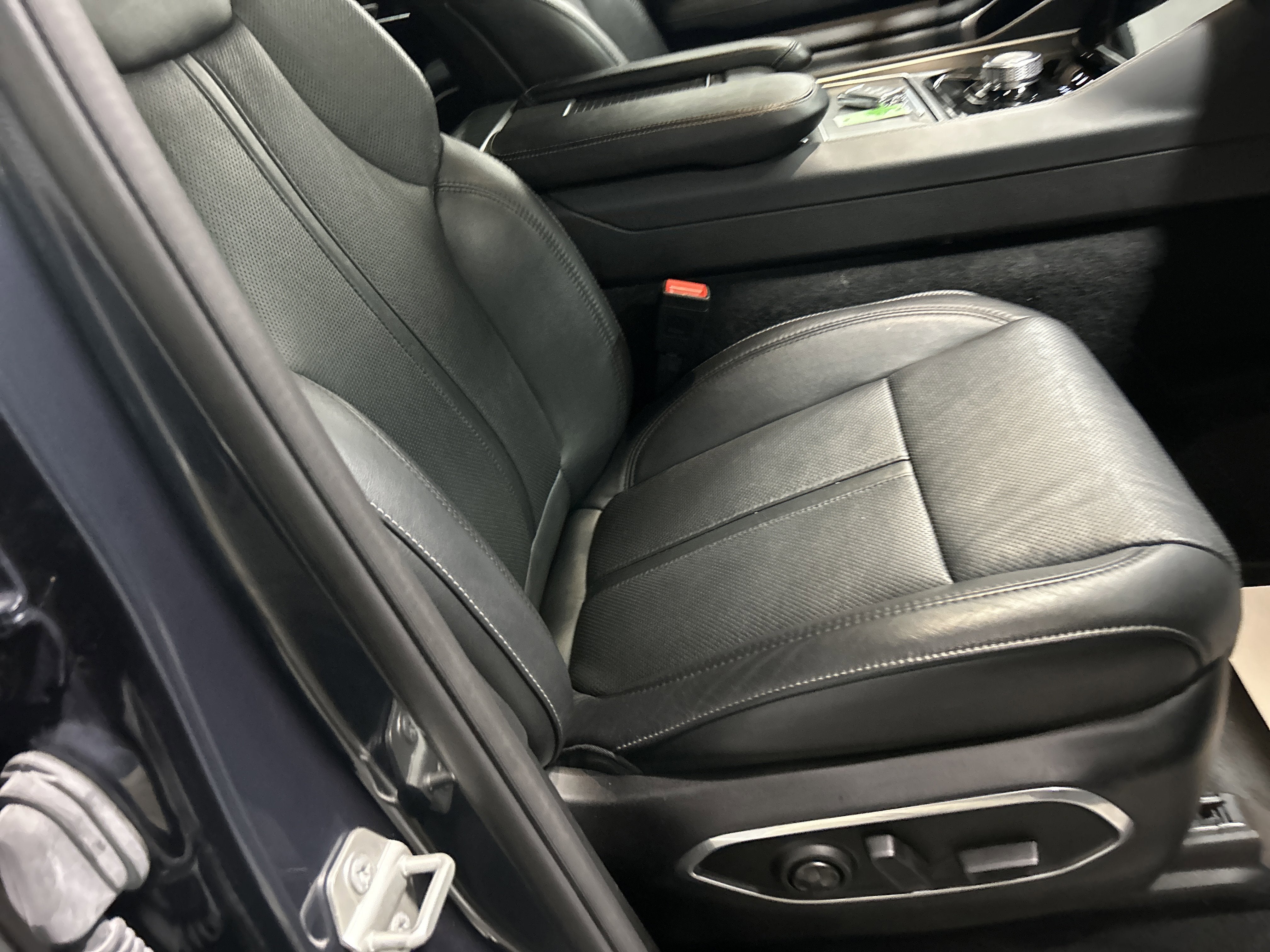 2023 Jeep Wagoneer L Series II