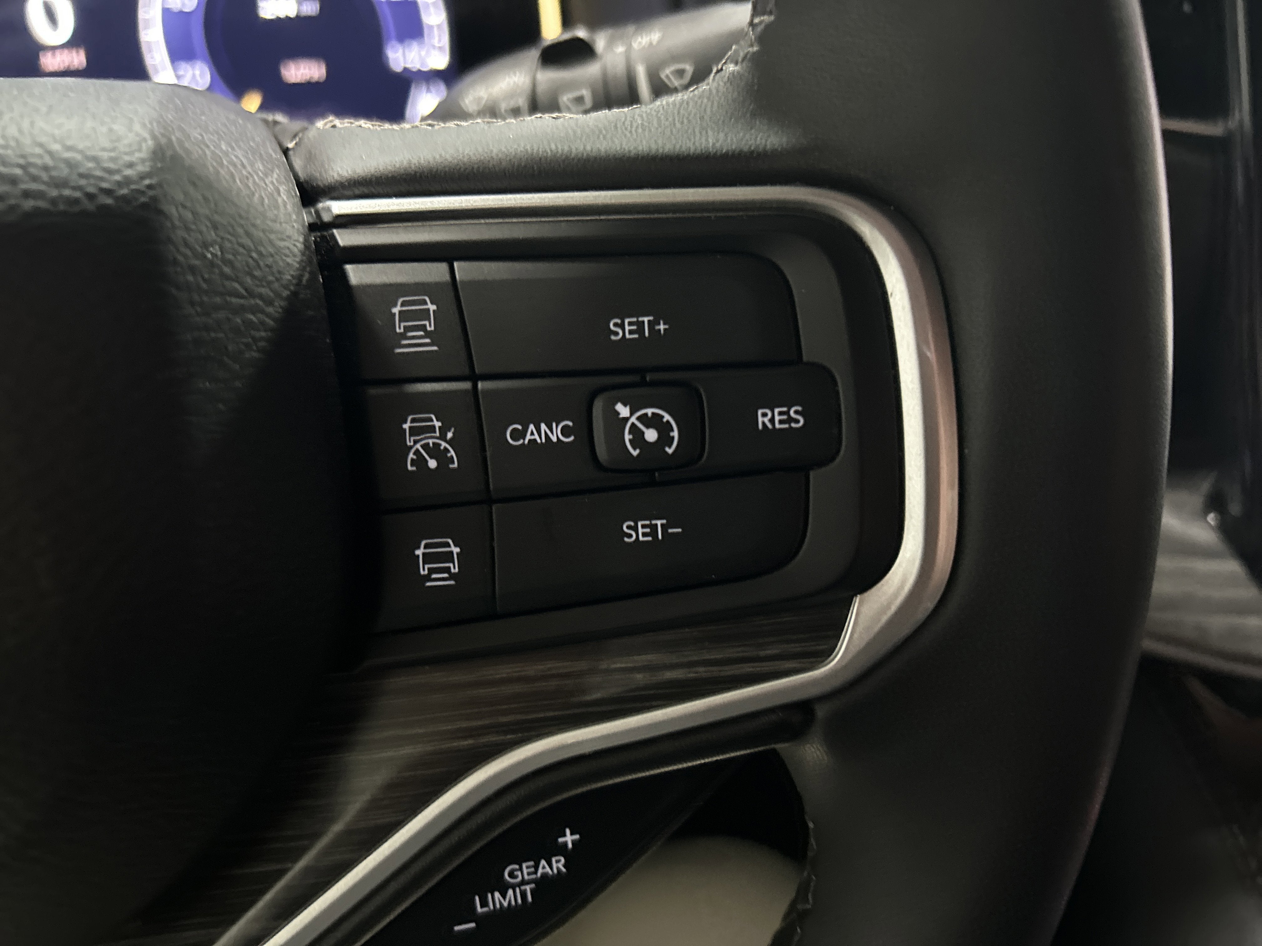 2023 Jeep Wagoneer L Series II