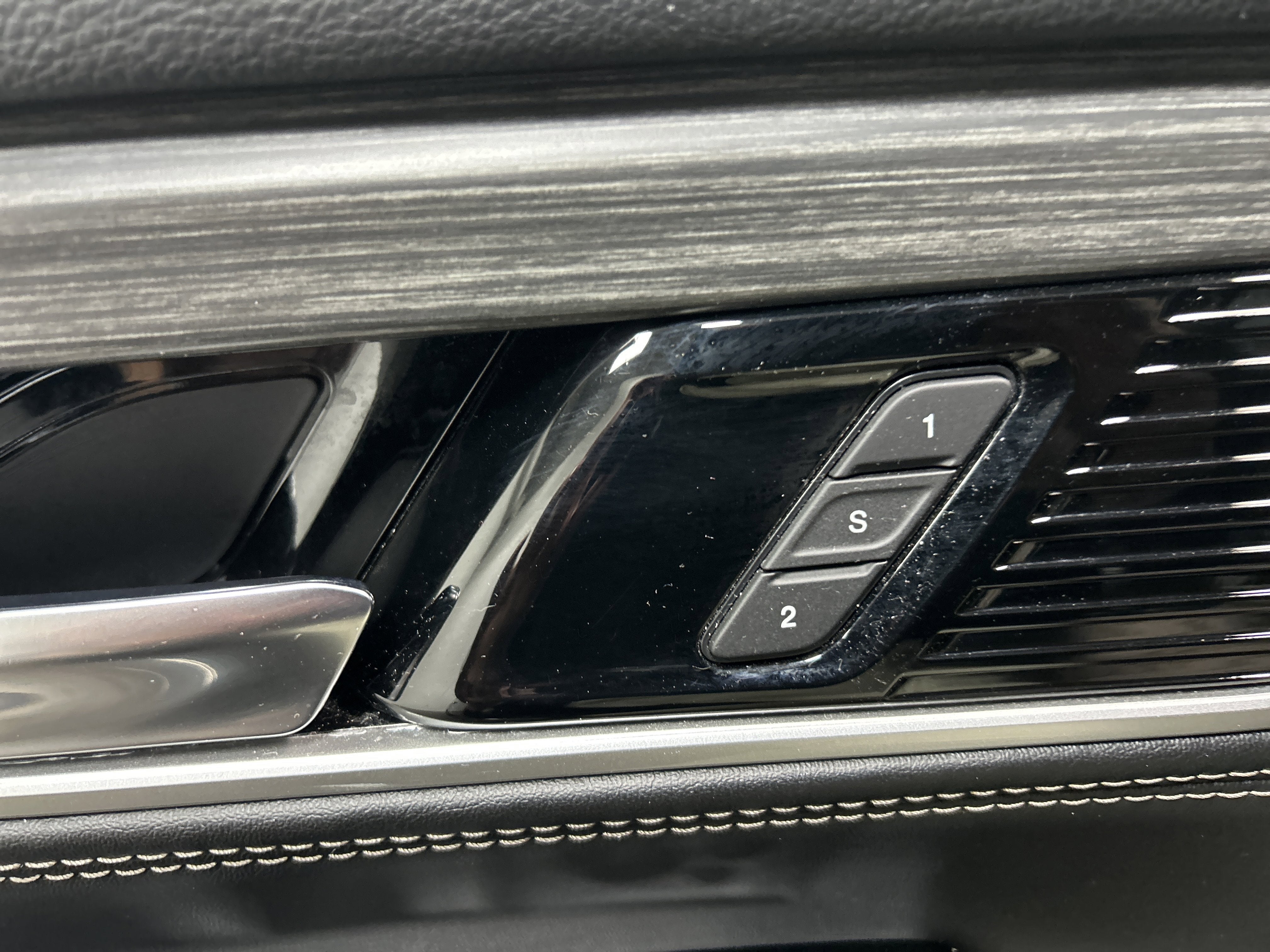 2023 Jeep Wagoneer L Series II