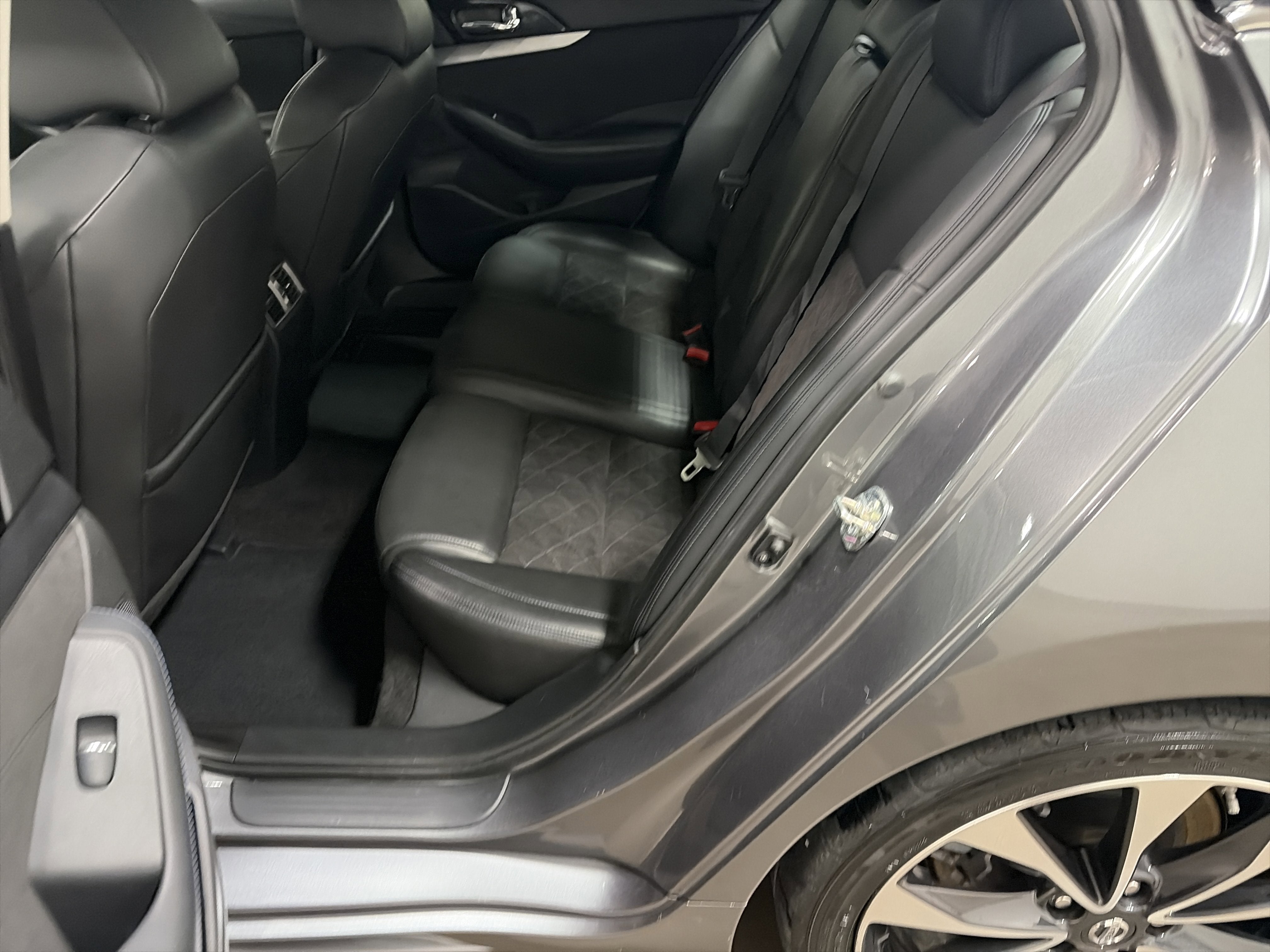 2016 Nissan Maxima 3.5 SR