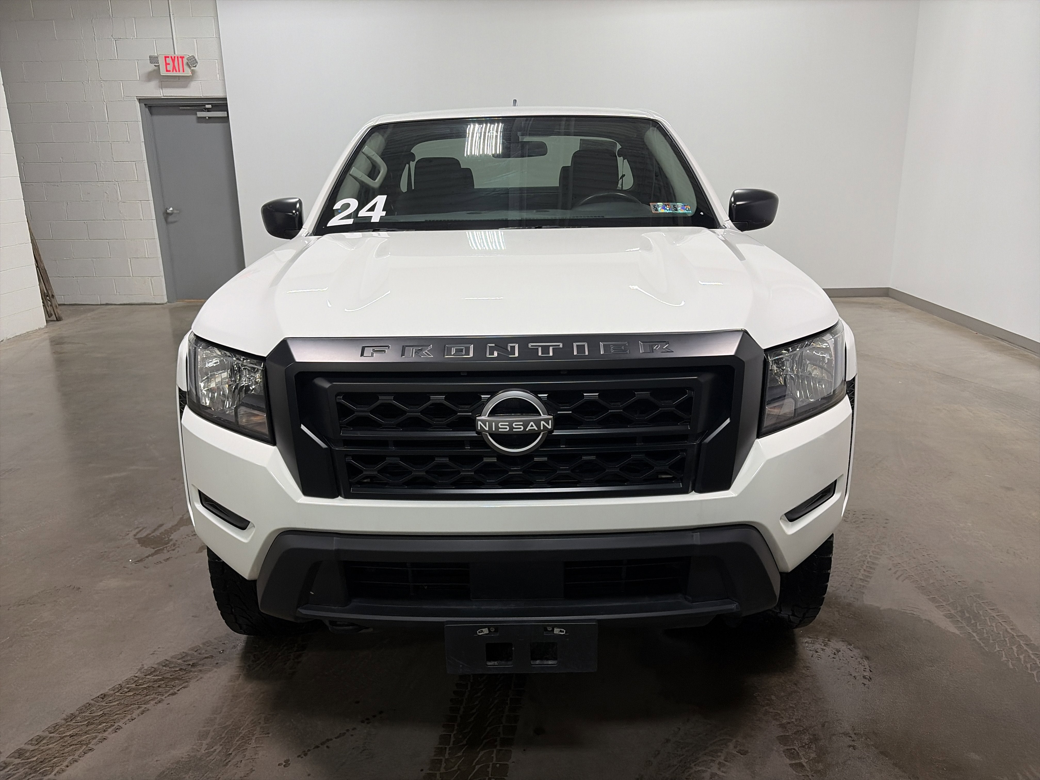 2024 Nissan Frontier S