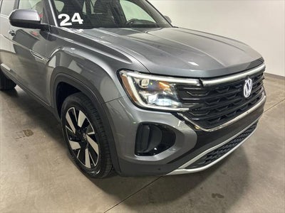 2024 Volkswagen Atlas Cross Sport 2.0T SE w/Technology