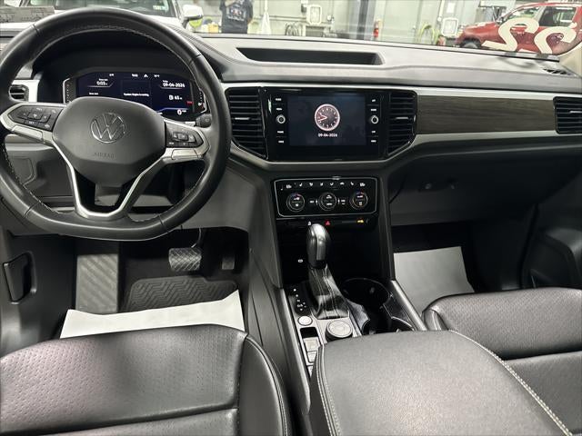 2022 Volkswagen Atlas 3.6L V6 SE w/Technology
