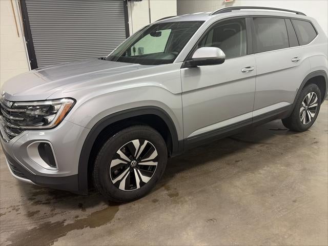 2025 Volkswagen Atlas 2.0T SE