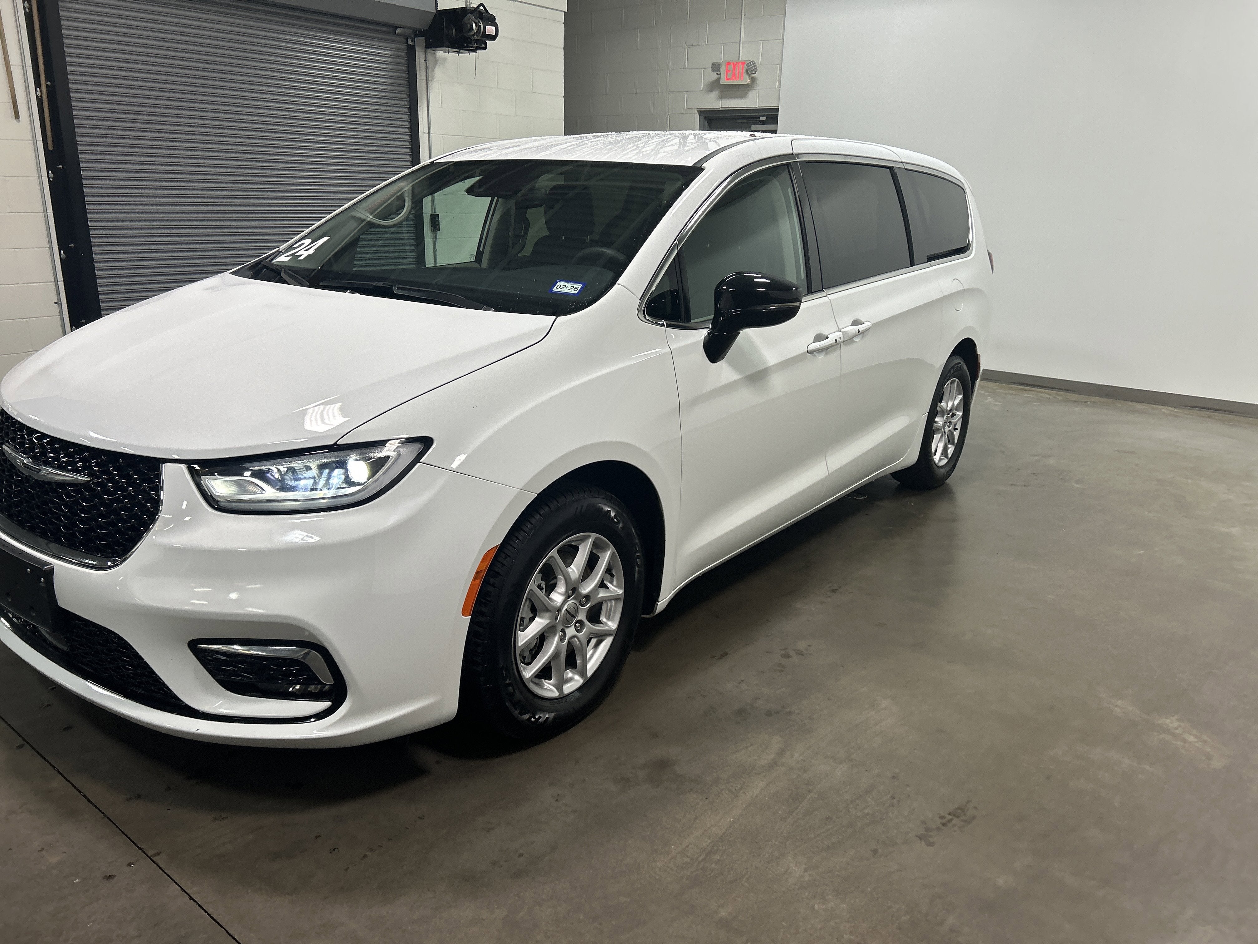 2024 Chrysler Pacifica Touring L