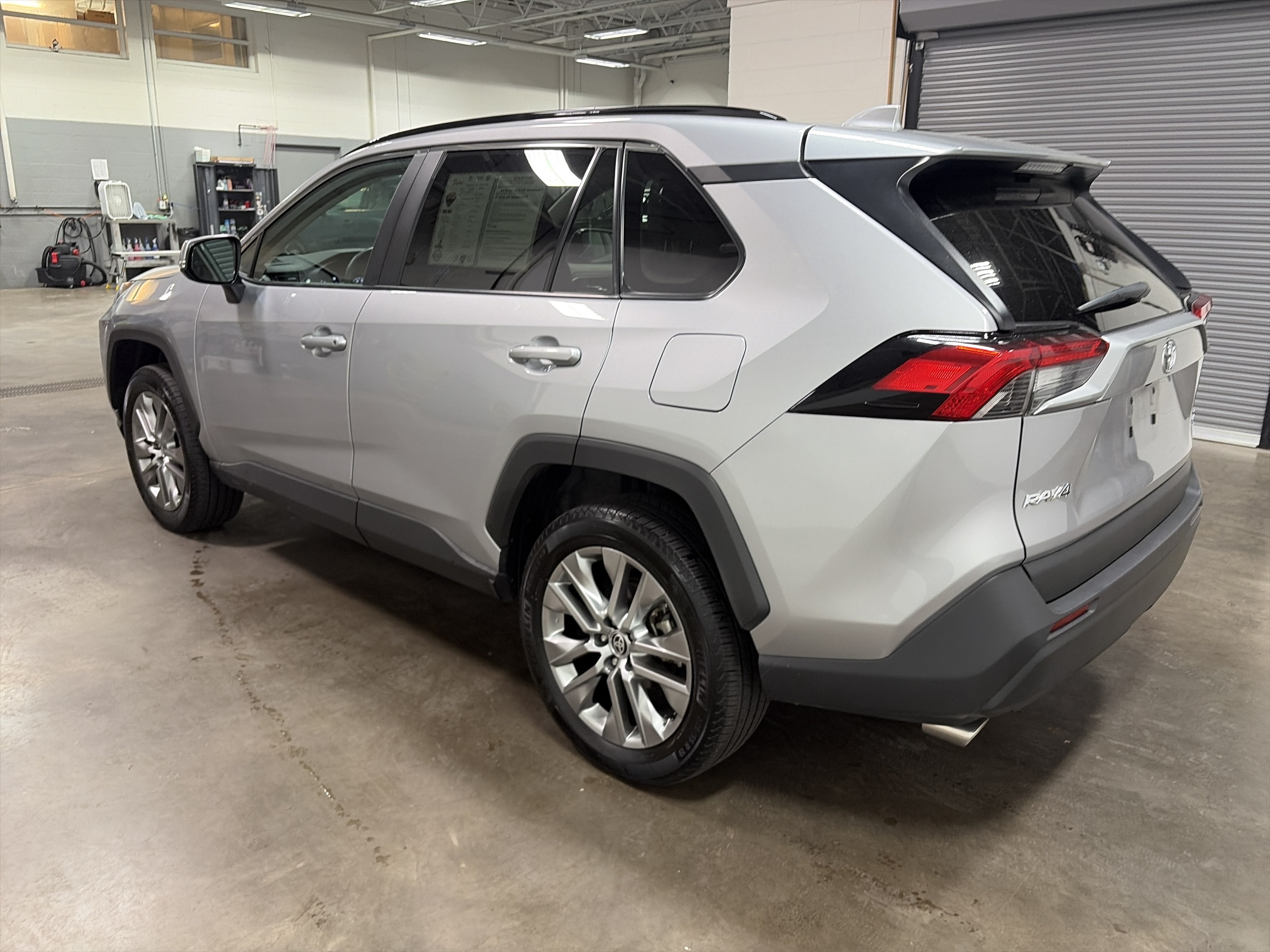 2022 Toyota RAV4 XLE Premium