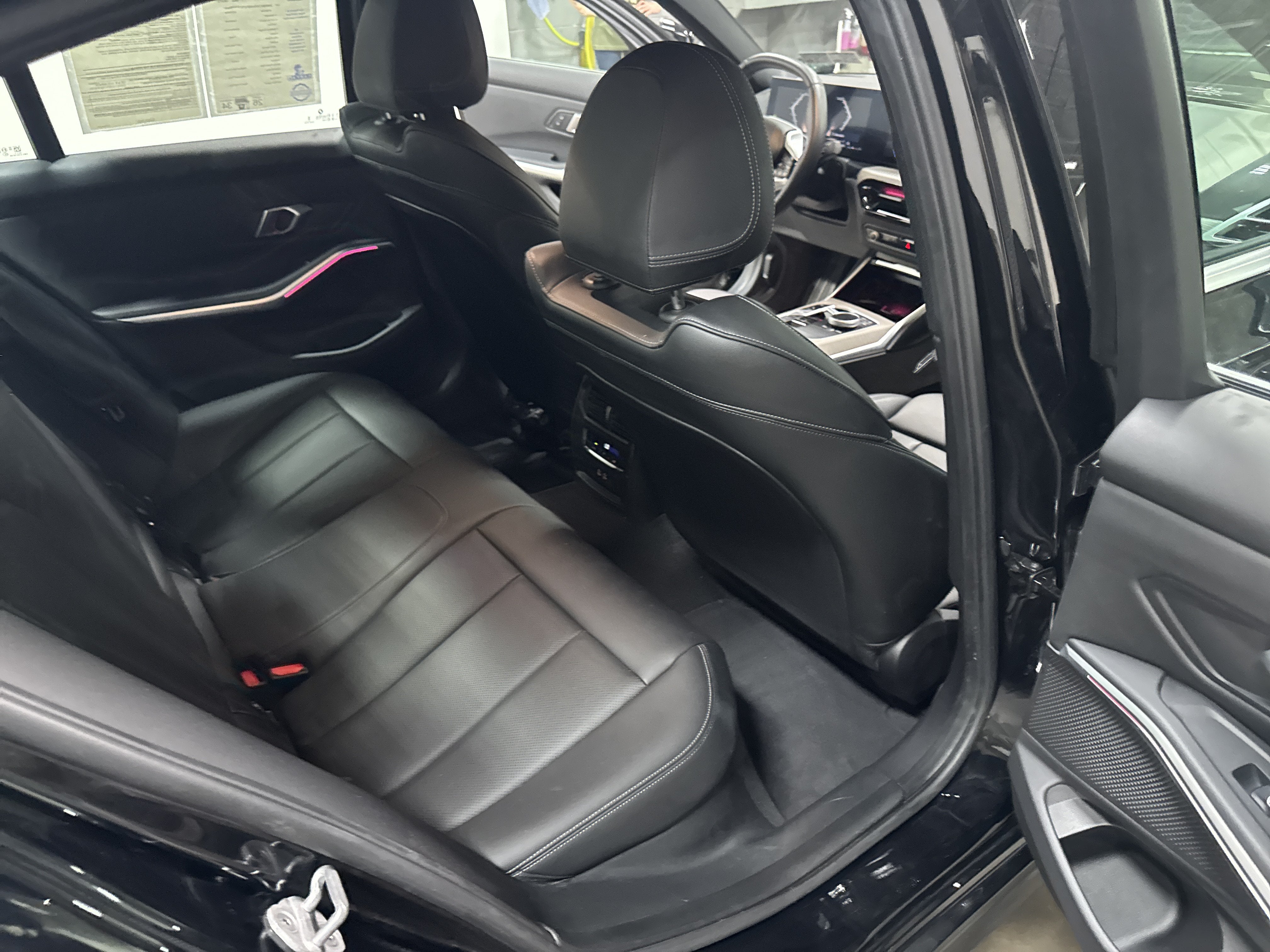 2025 BMW 3 Series 330i xDrive