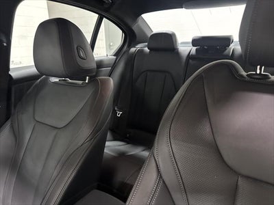 2025 BMW 3 Series 330i xDrive