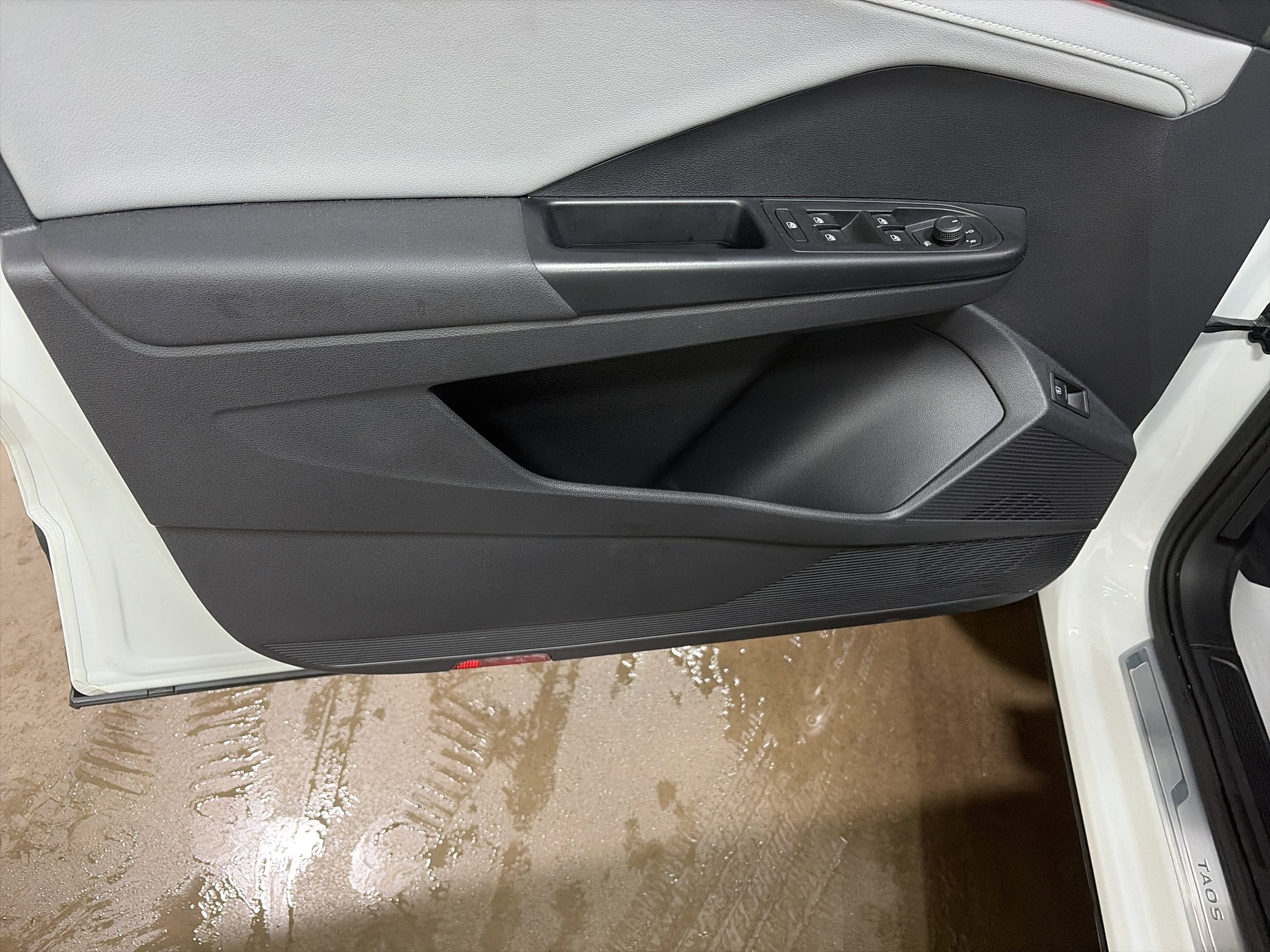 2022 Volkswagen Taos SEL