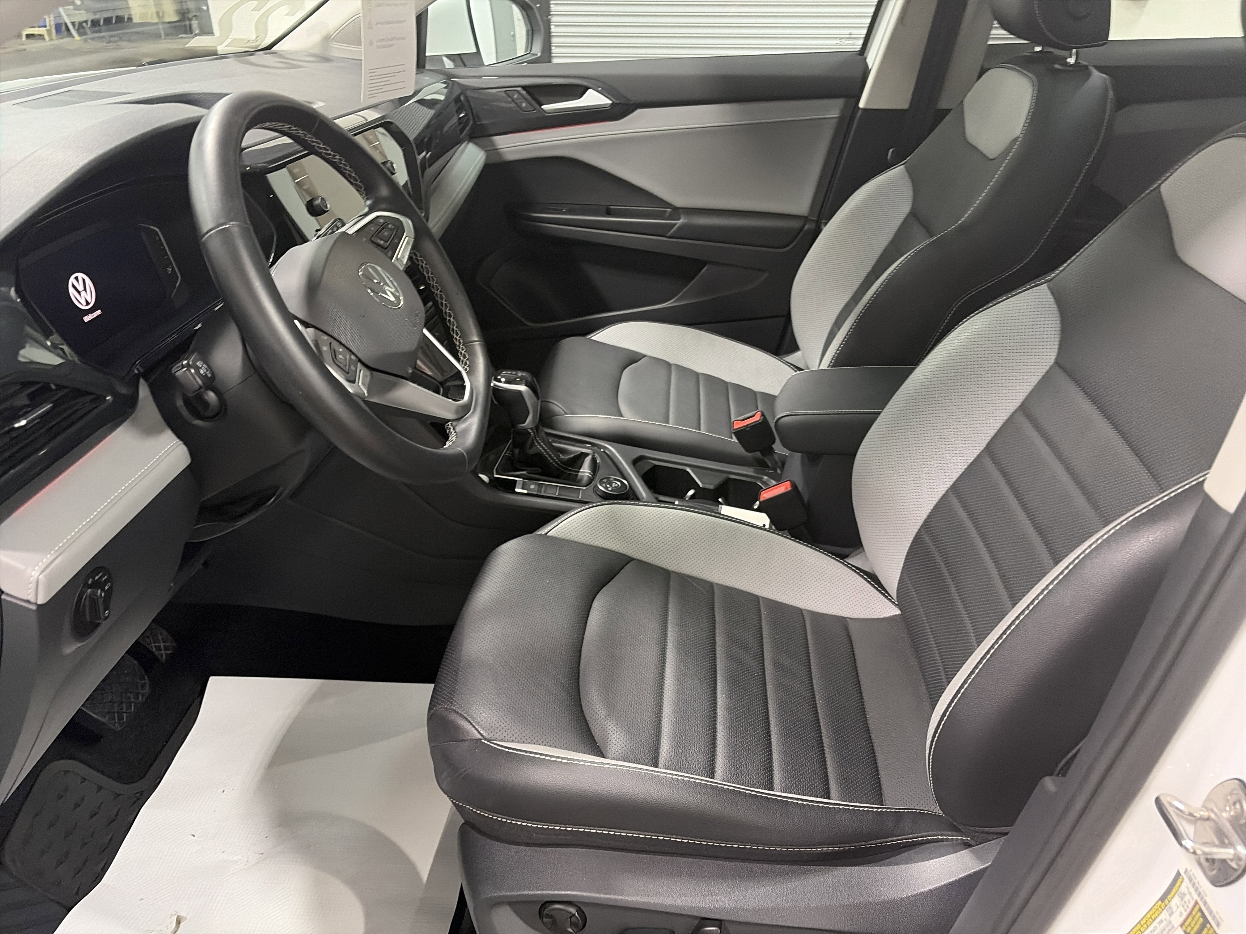 2022 Volkswagen Taos SEL